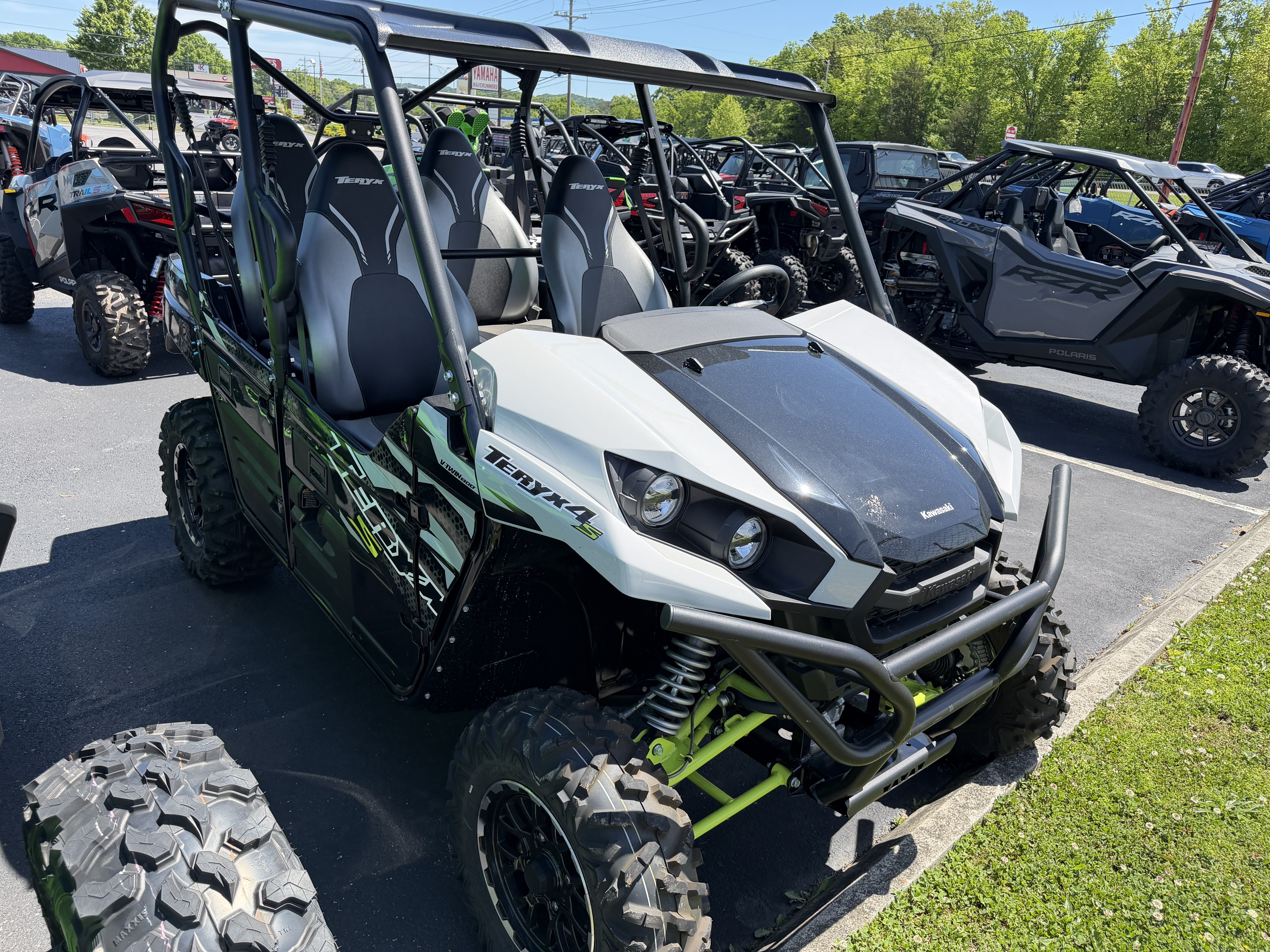 New 2025 Kawasaki Teryx4™ S LE Ice Gray / Super Black | Utility