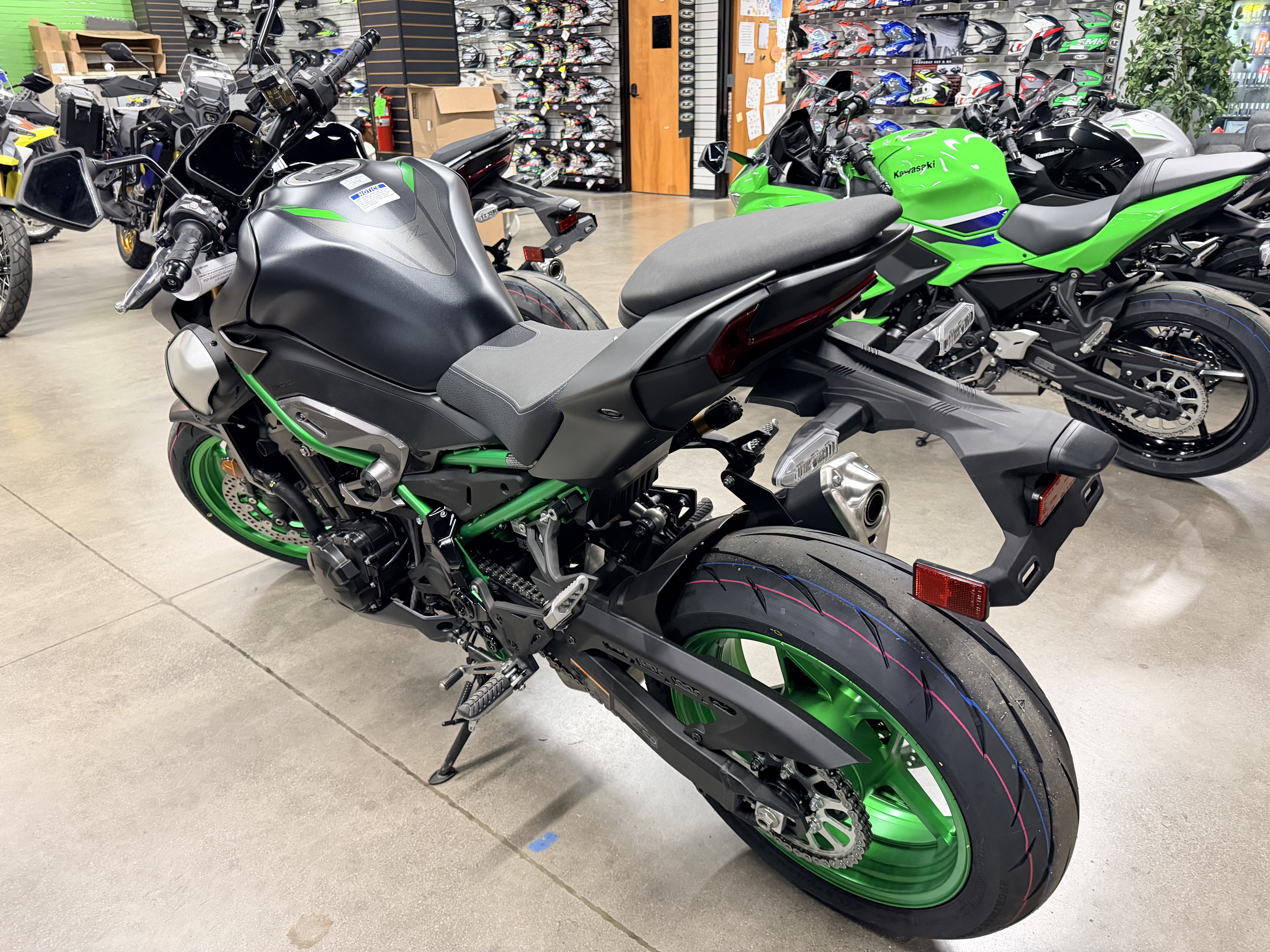 2026 Kawasaki Z900 SE ABS for Sale