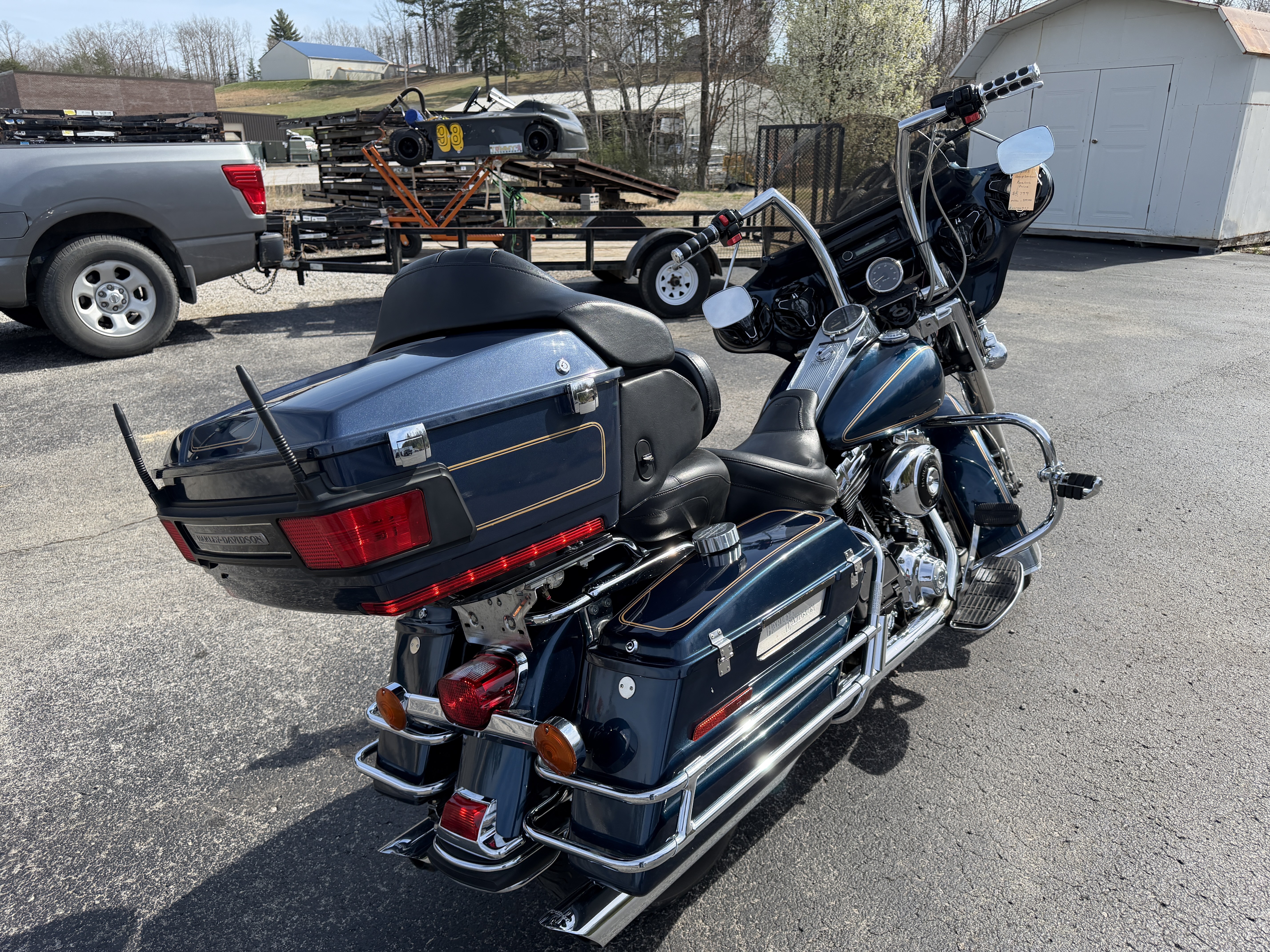 2003 Harley-Davidson FLHRCI Road King® Classic 5