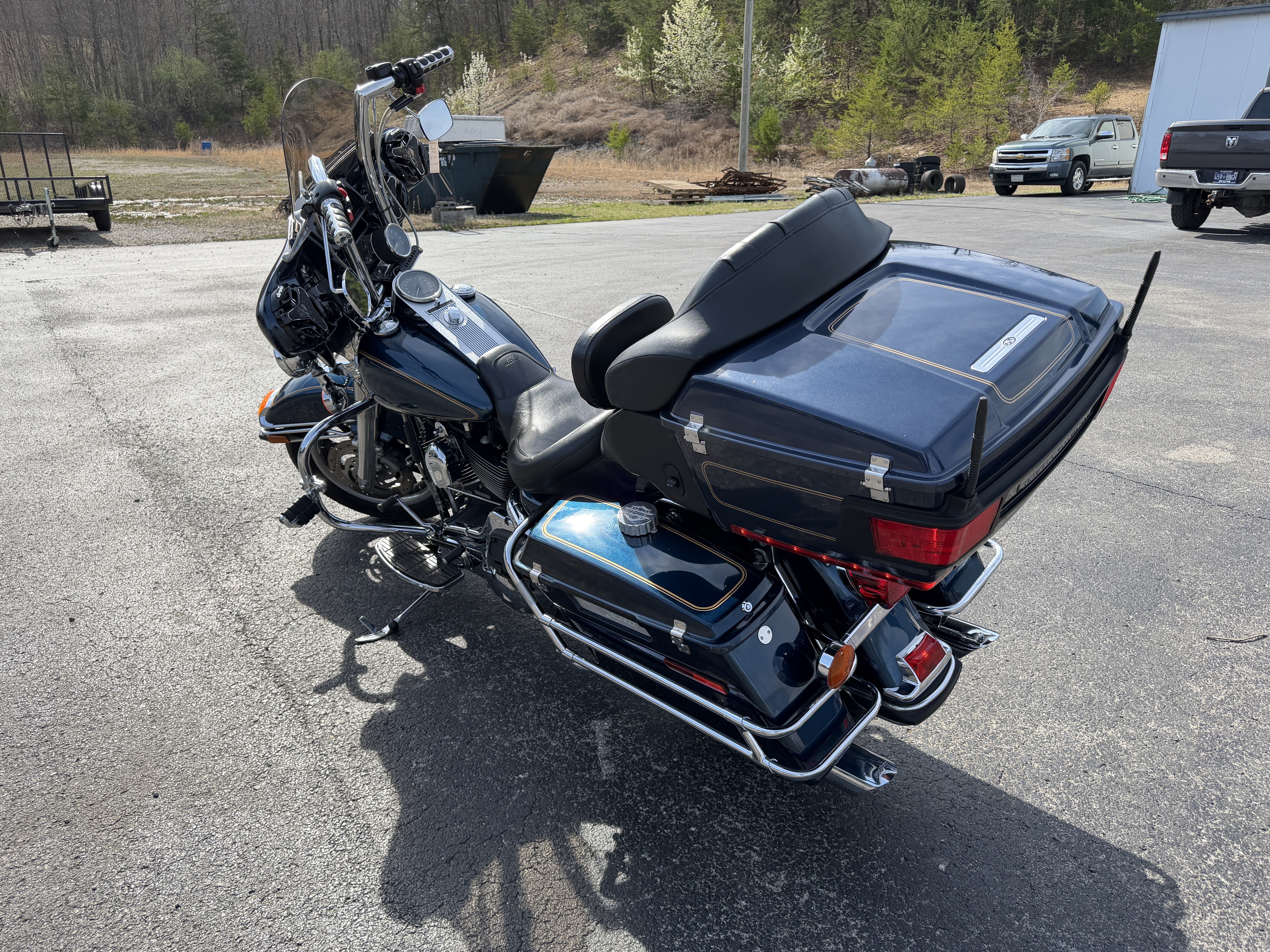 2003 Harley-Davidson FLHRCI Road King® Classic 6