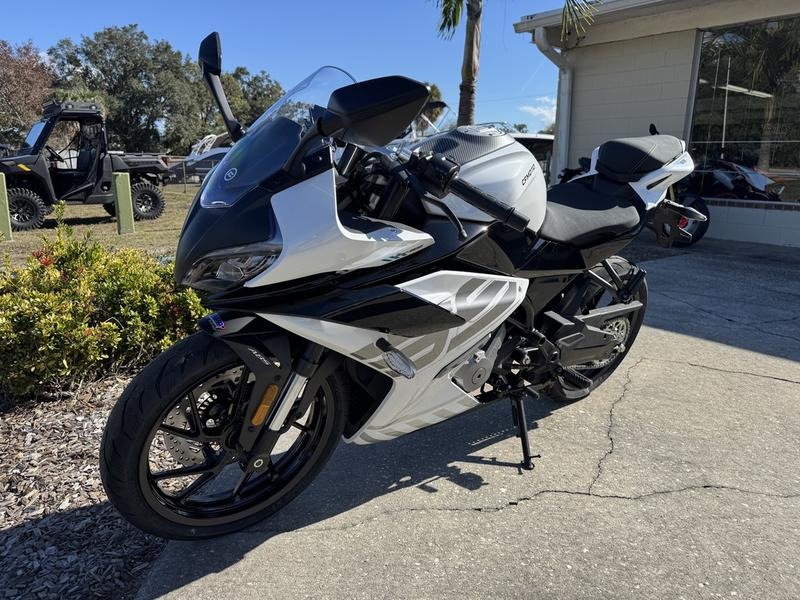 2026 CFMOTO 300SS