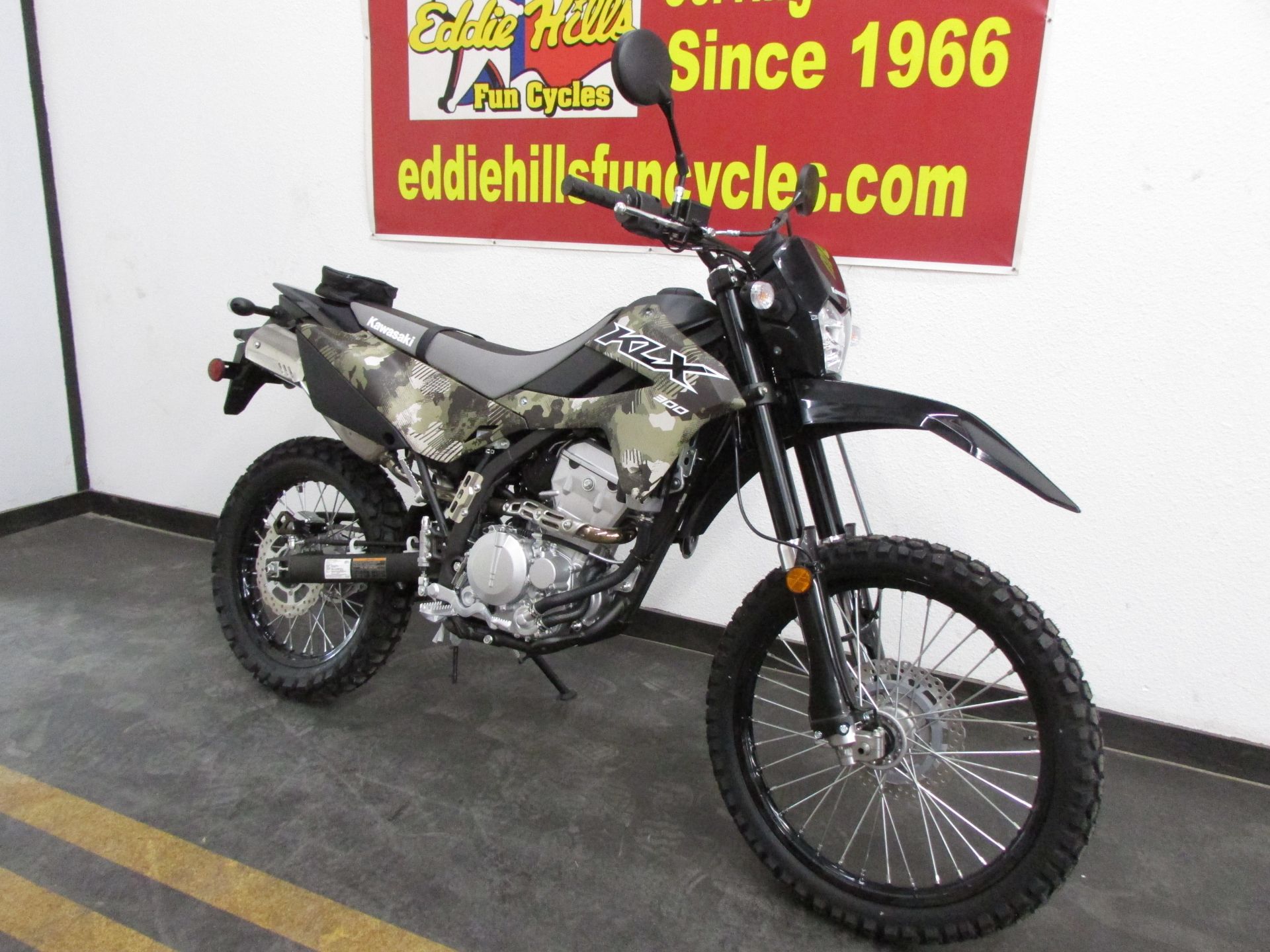 2026 Kawasaki KLX®300 4