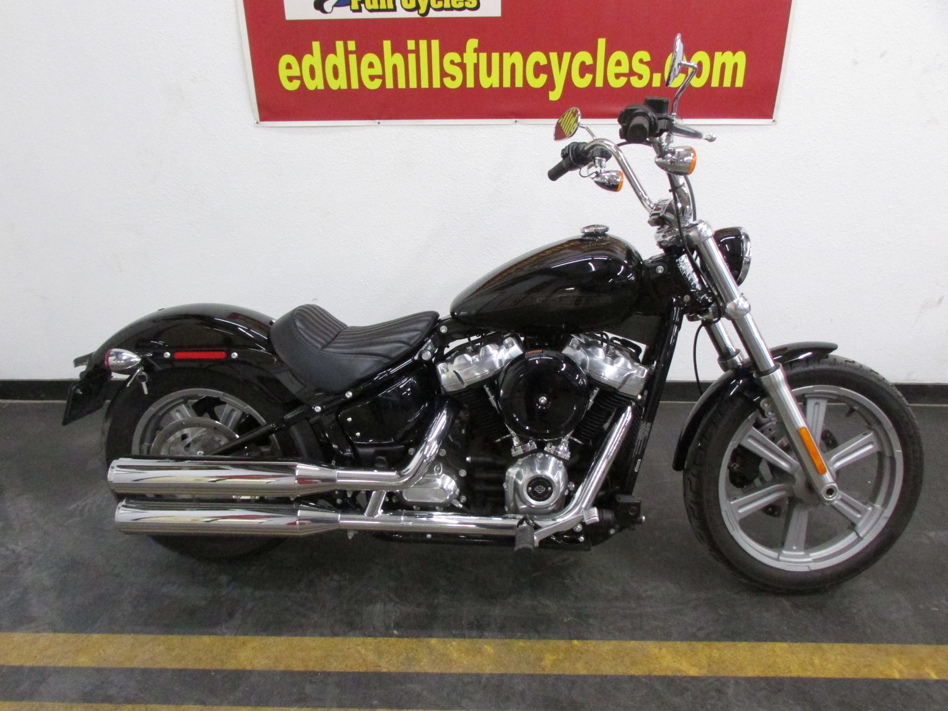 2022 Harley-Davidson Softail® Standard
