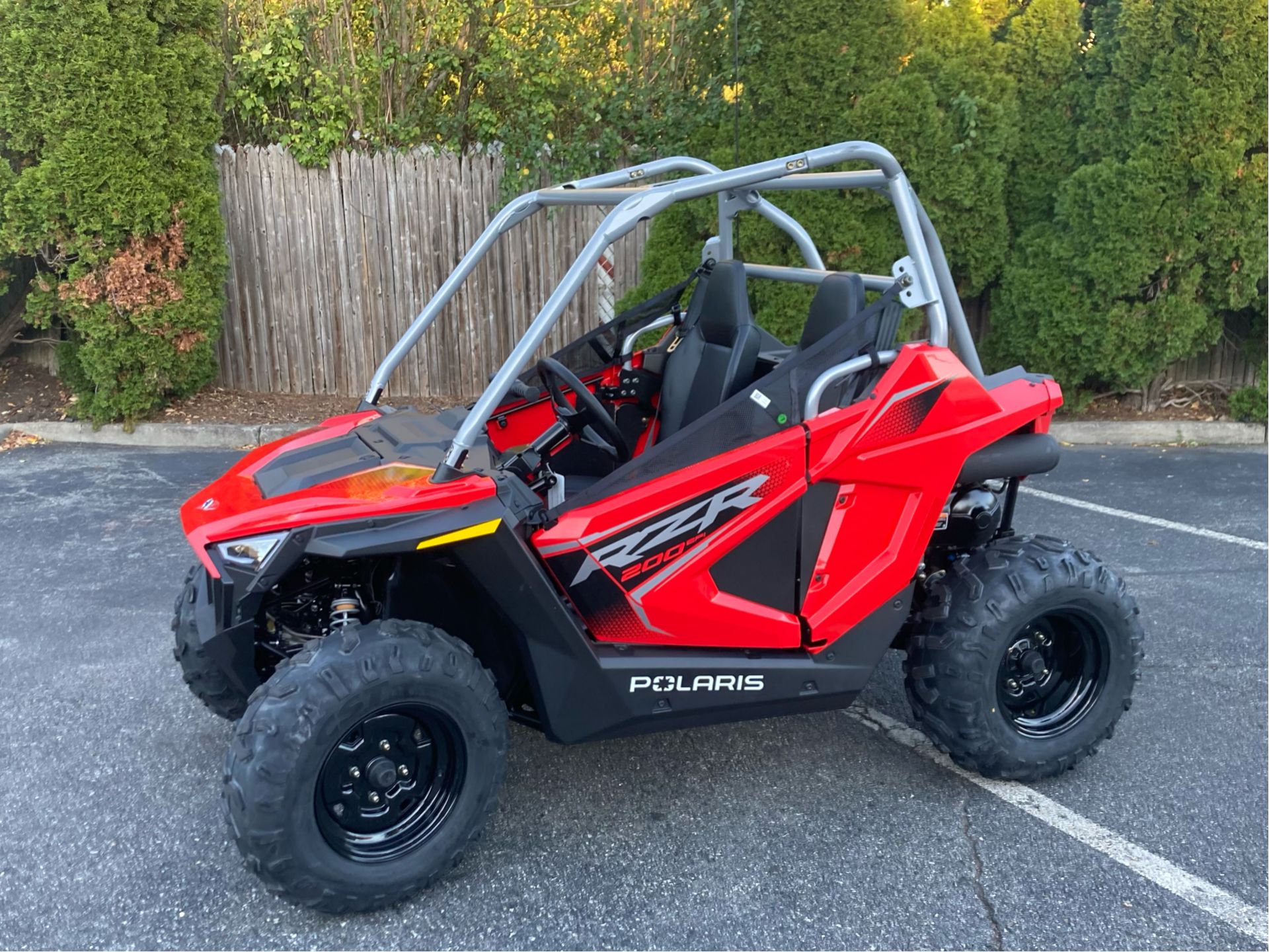 2026 Polaris RZR 200 EFI 5