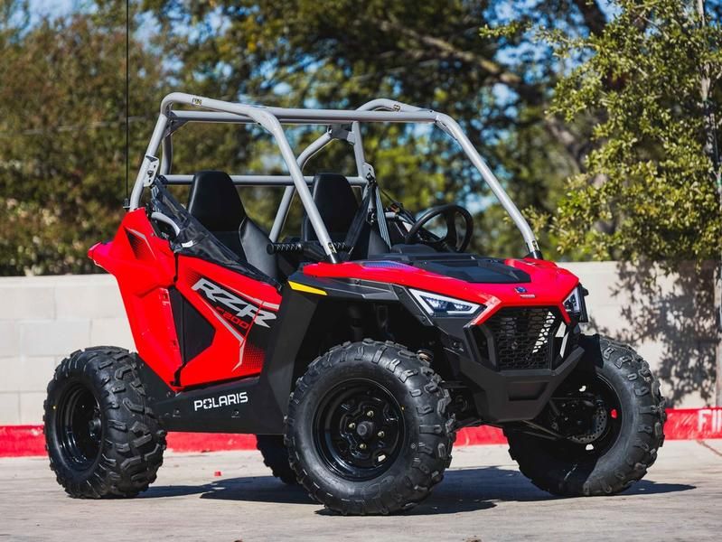 2026 Polaris RZR 200 EFI 1
