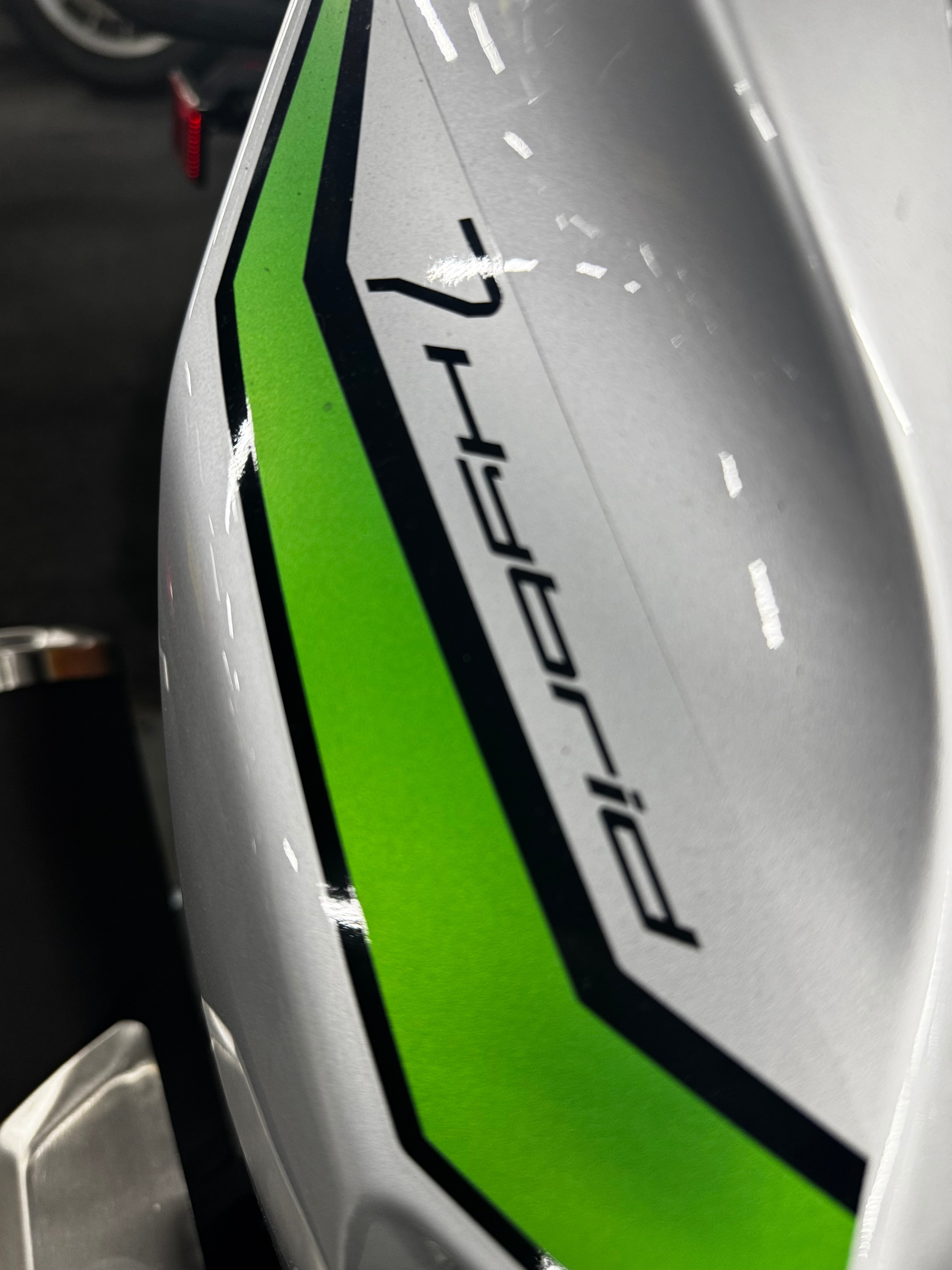 2024 Kawasaki Ninja 7 Hybrid ABS 5