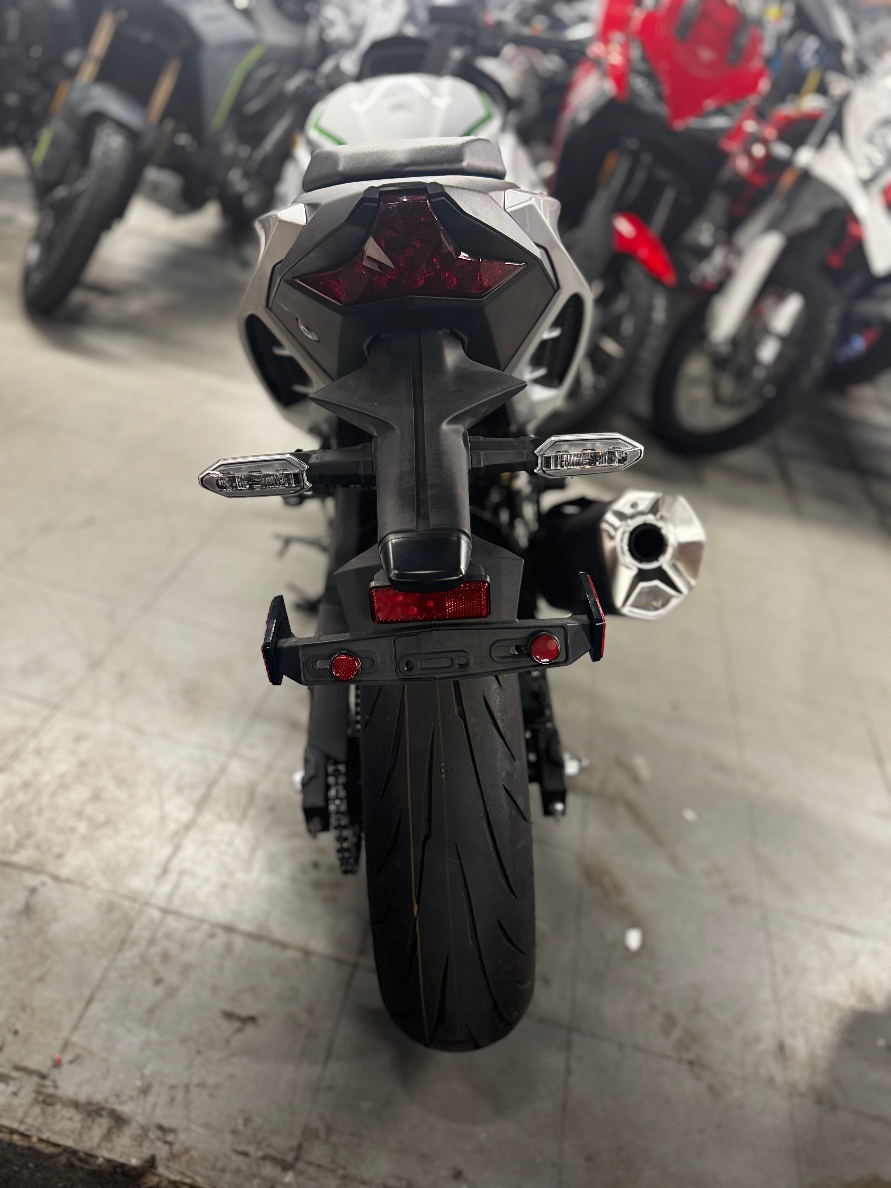 2024 Kawasaki Ninja 7 Hybrid ABS 4