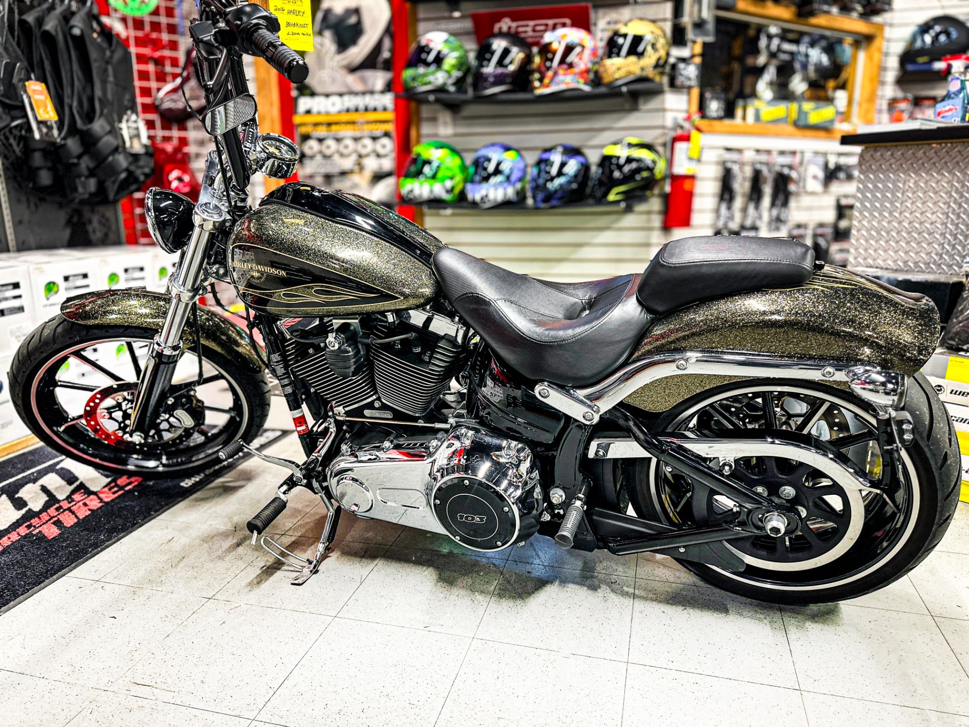 2016 Harley-Davidson Breakout® 2