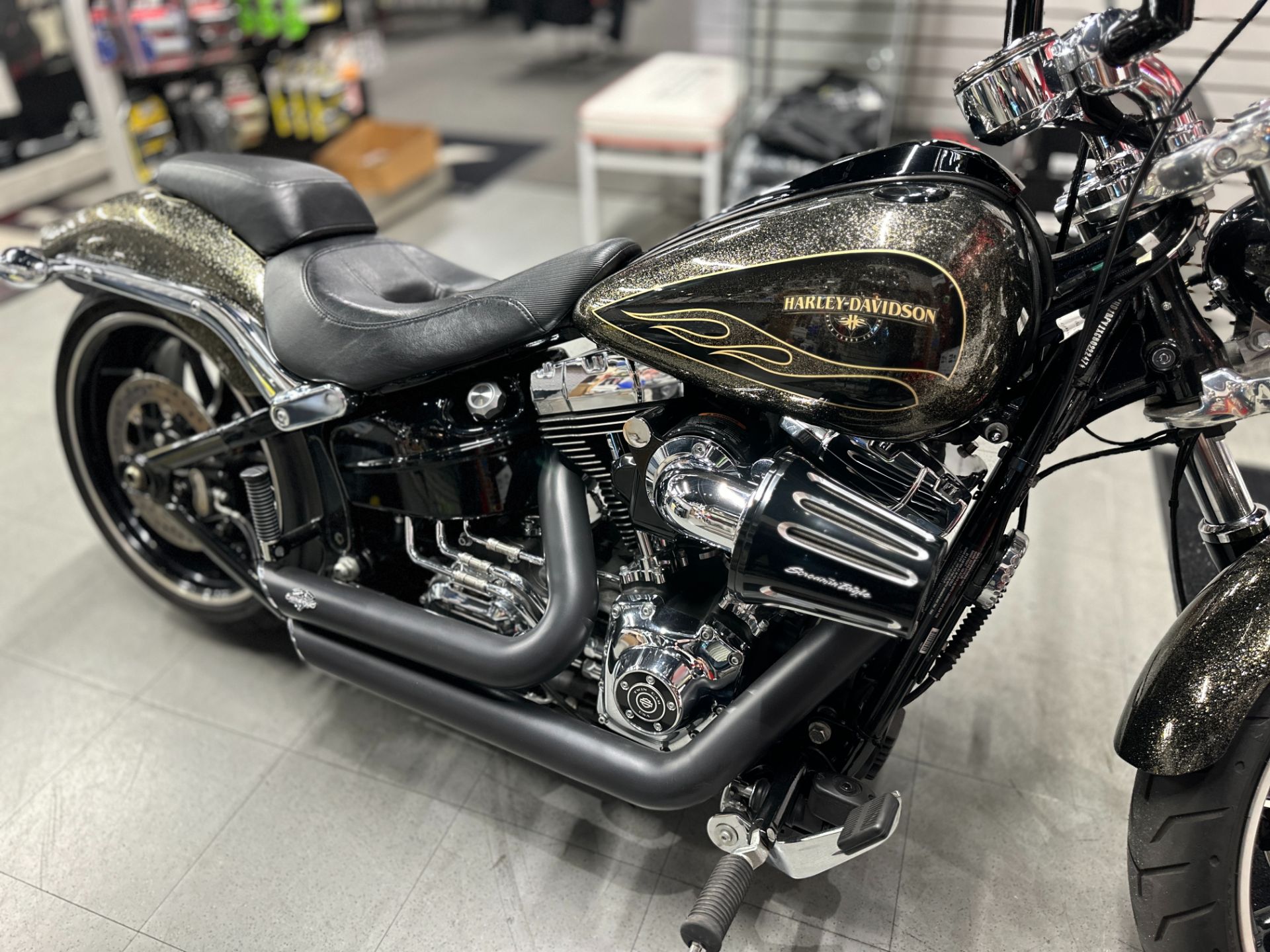 2016 Harley-Davidson Breakout® 3