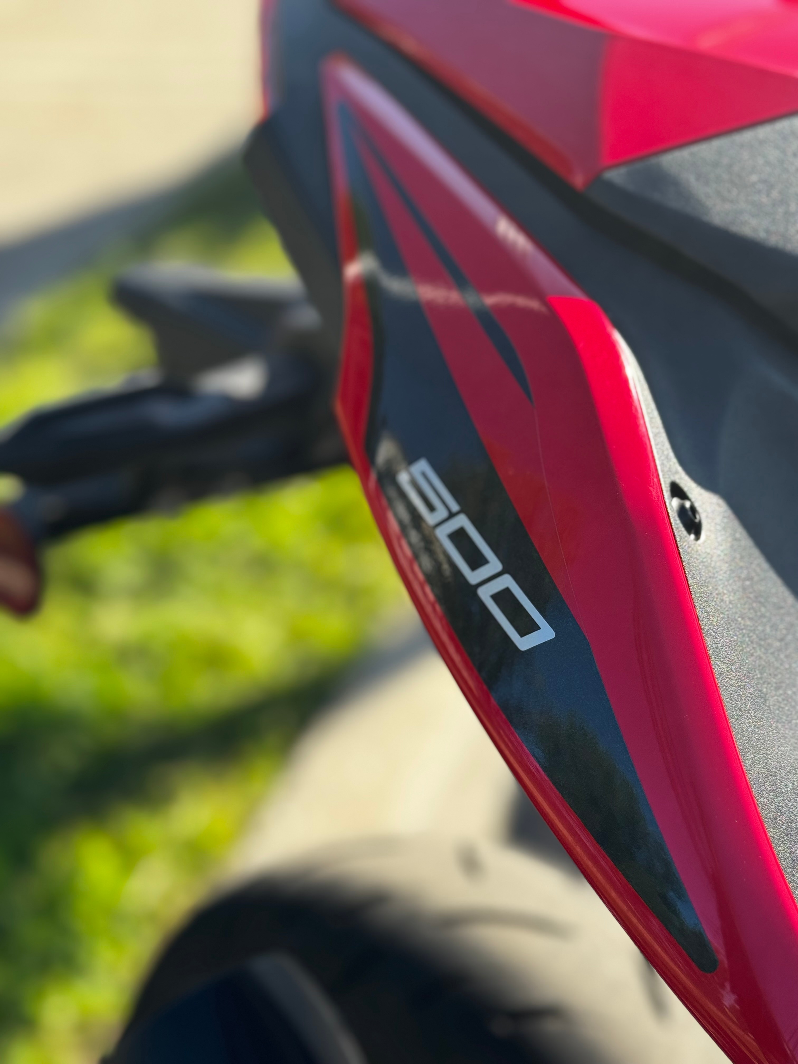 2025 Kawasaki Ninja® 500 SE ABS 5