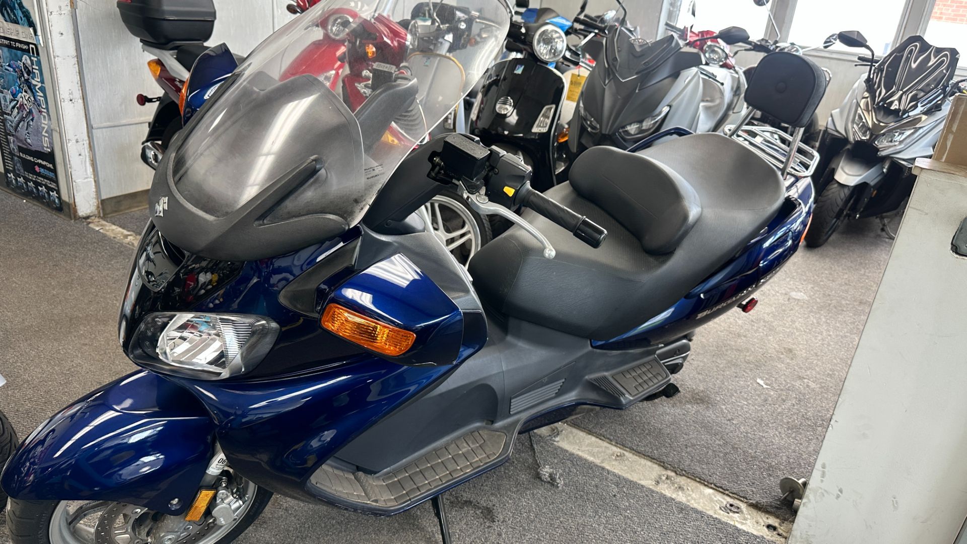 2003 Suzuki Burgman 650 2