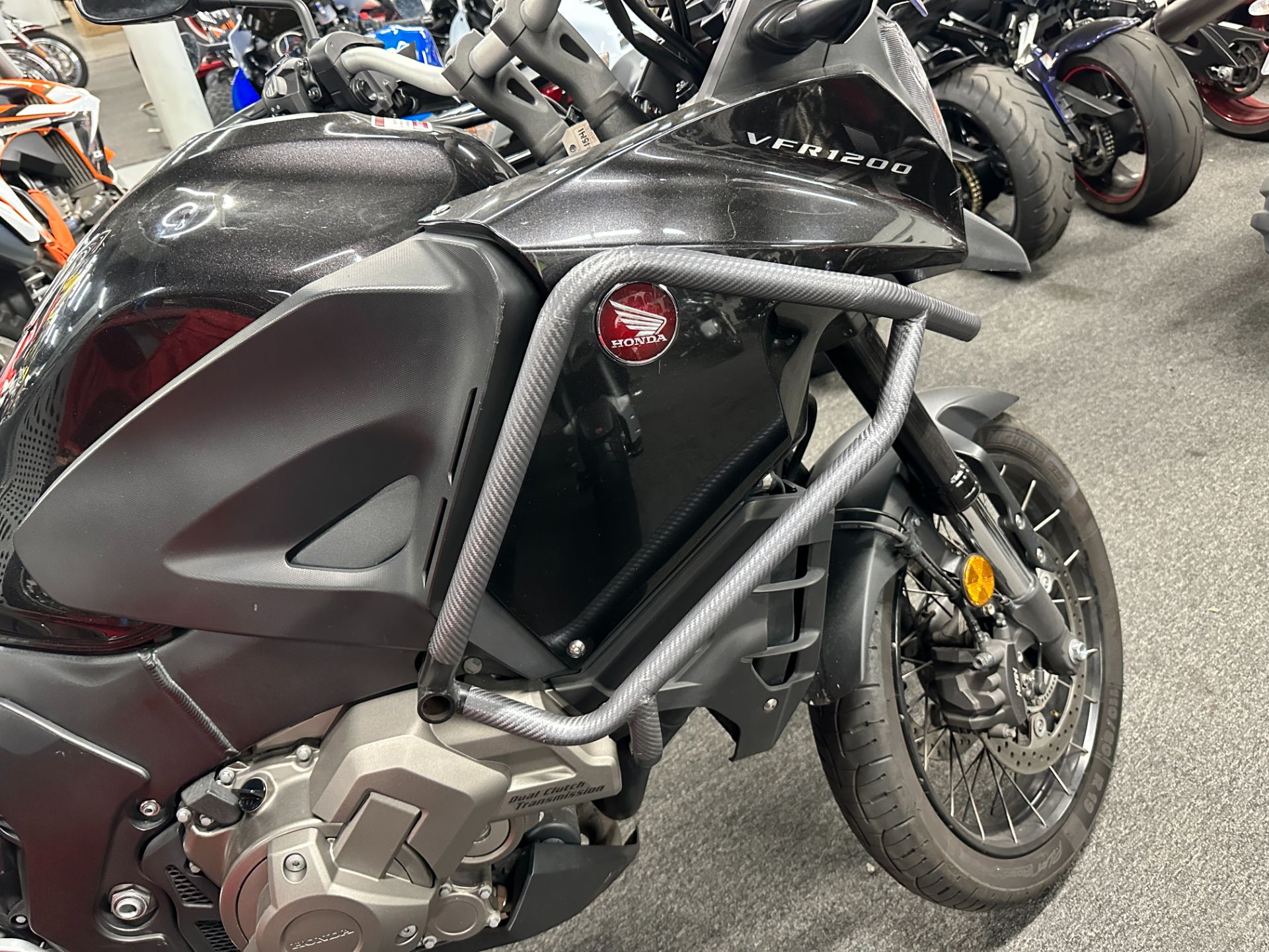 2016 Honda VFR1200X DCT 8