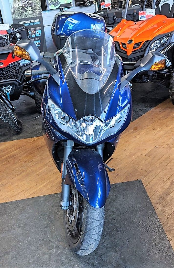 2011 Triumph Sprint GT ABS 3