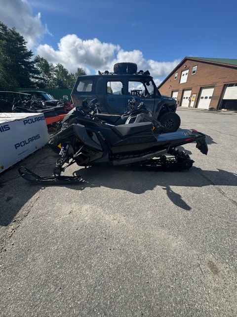 2025 Polaris Patriot Boost Switchback Assault 146 SC ES for sale 1217167
