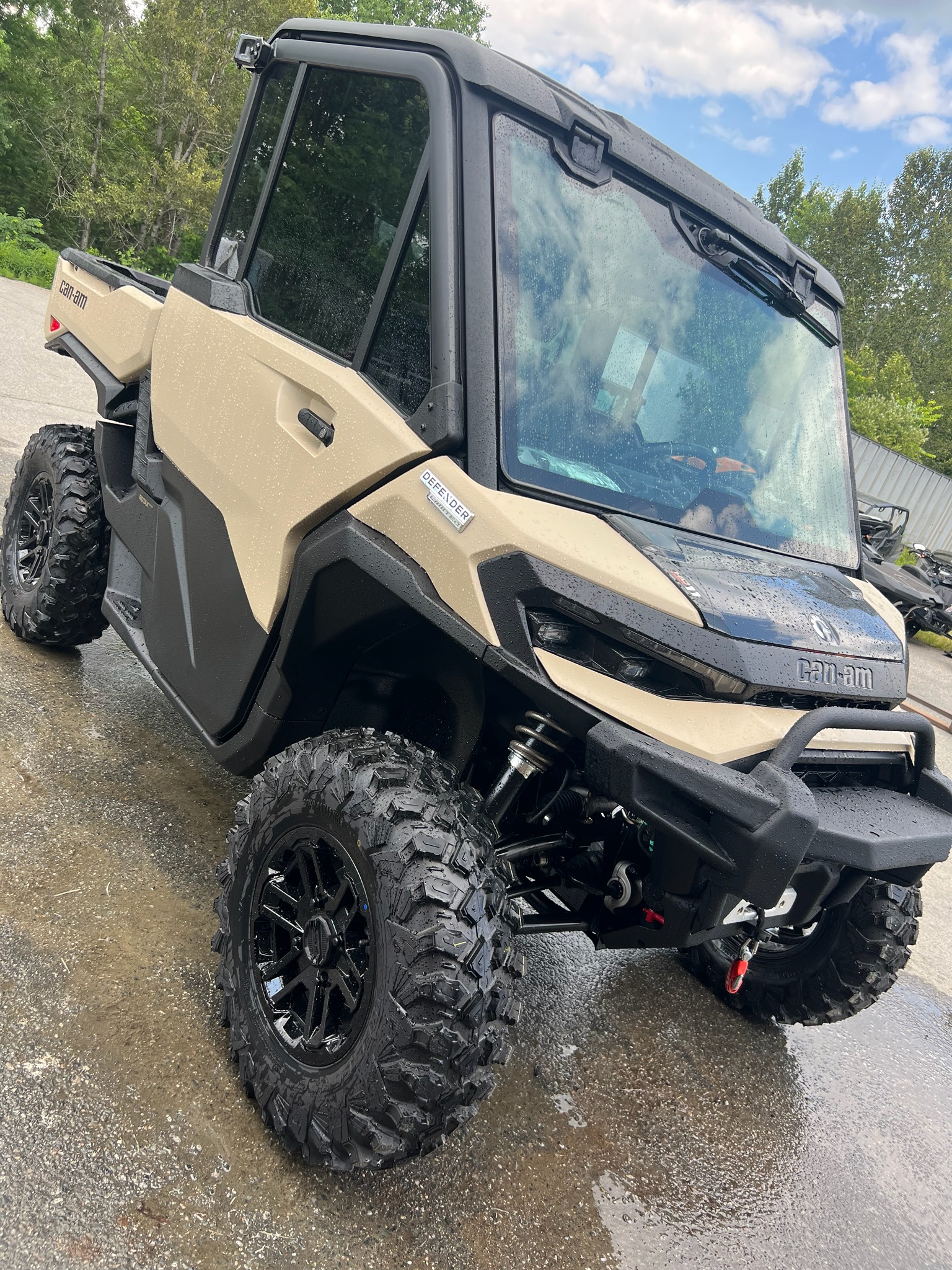 2026 Can-Am™ Defender Limited HD11 3