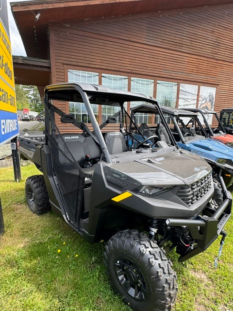 2026 Polaris Ranger 1000 Premium 1