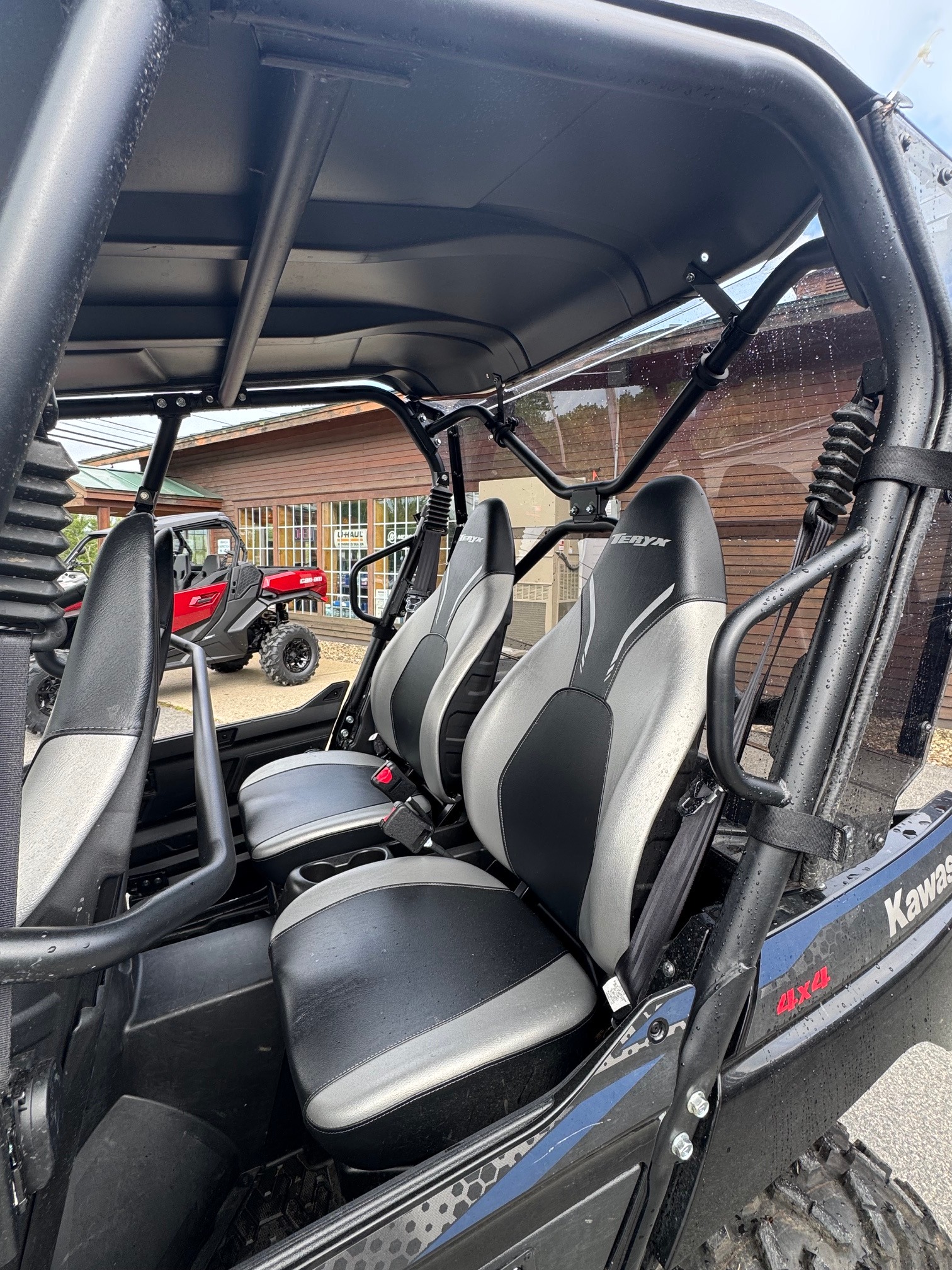 2024 Kawasaki Teryx4 S LE 10