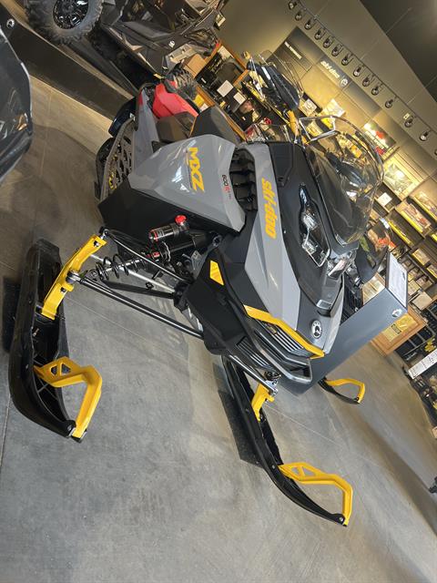 New 2026 Ski-Doo MXZ Adrenaline w/ Blizzard Package 137 600R E-TEC