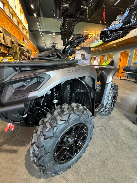 2026 Can-Am™ Outlander XT 700 8