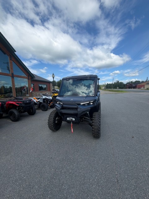 2026 Can-Am Defender Limited HD11 — photo 1 of 12
