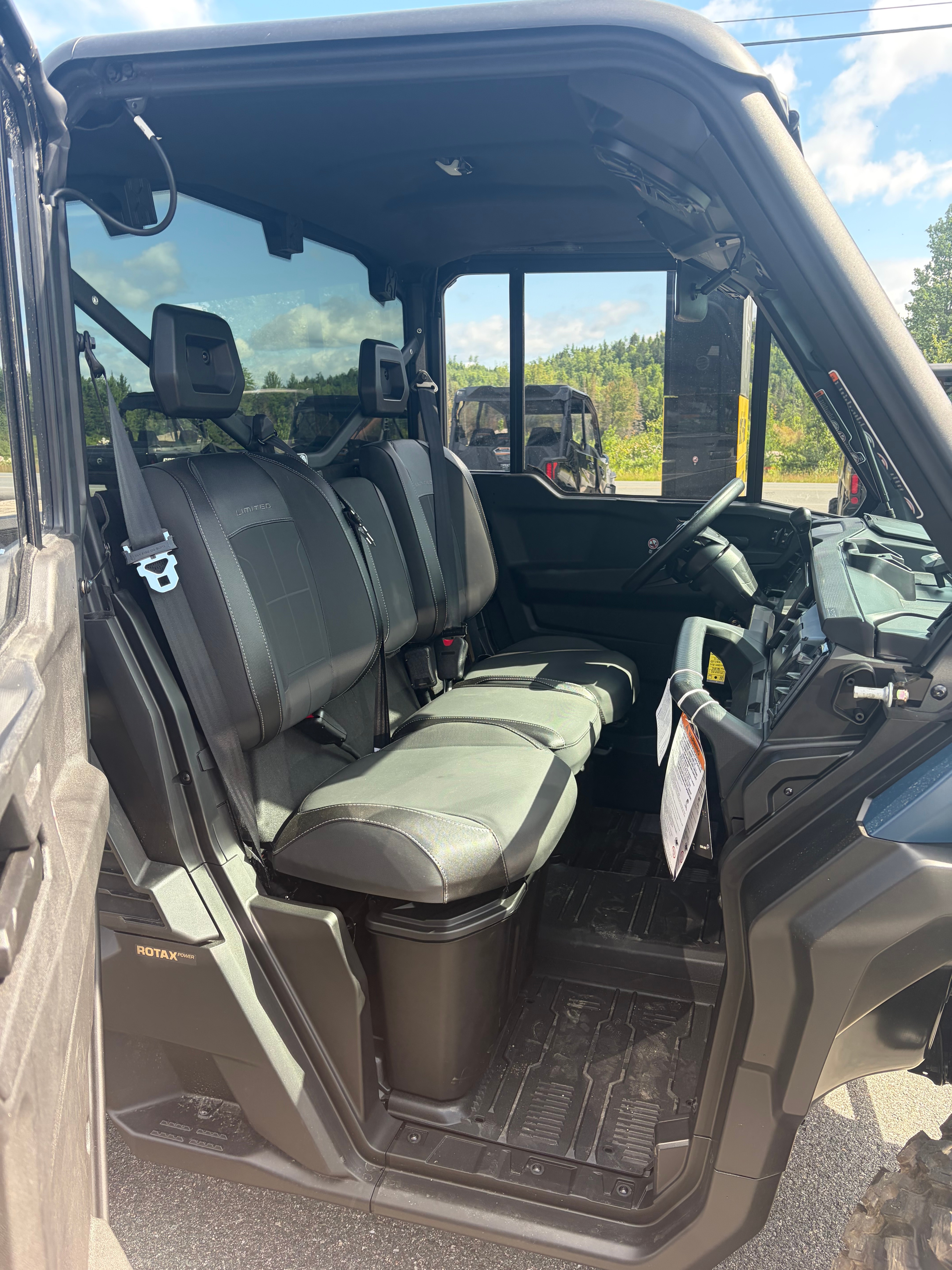 2026 Can-Am™ Defender Limited HD11 5