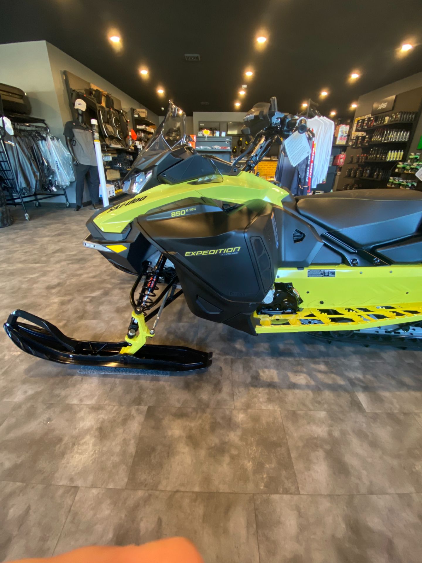 2025 Ski-Doo Expedition Xtreme 850 E-TEC ES Cobra WT 1.8 2