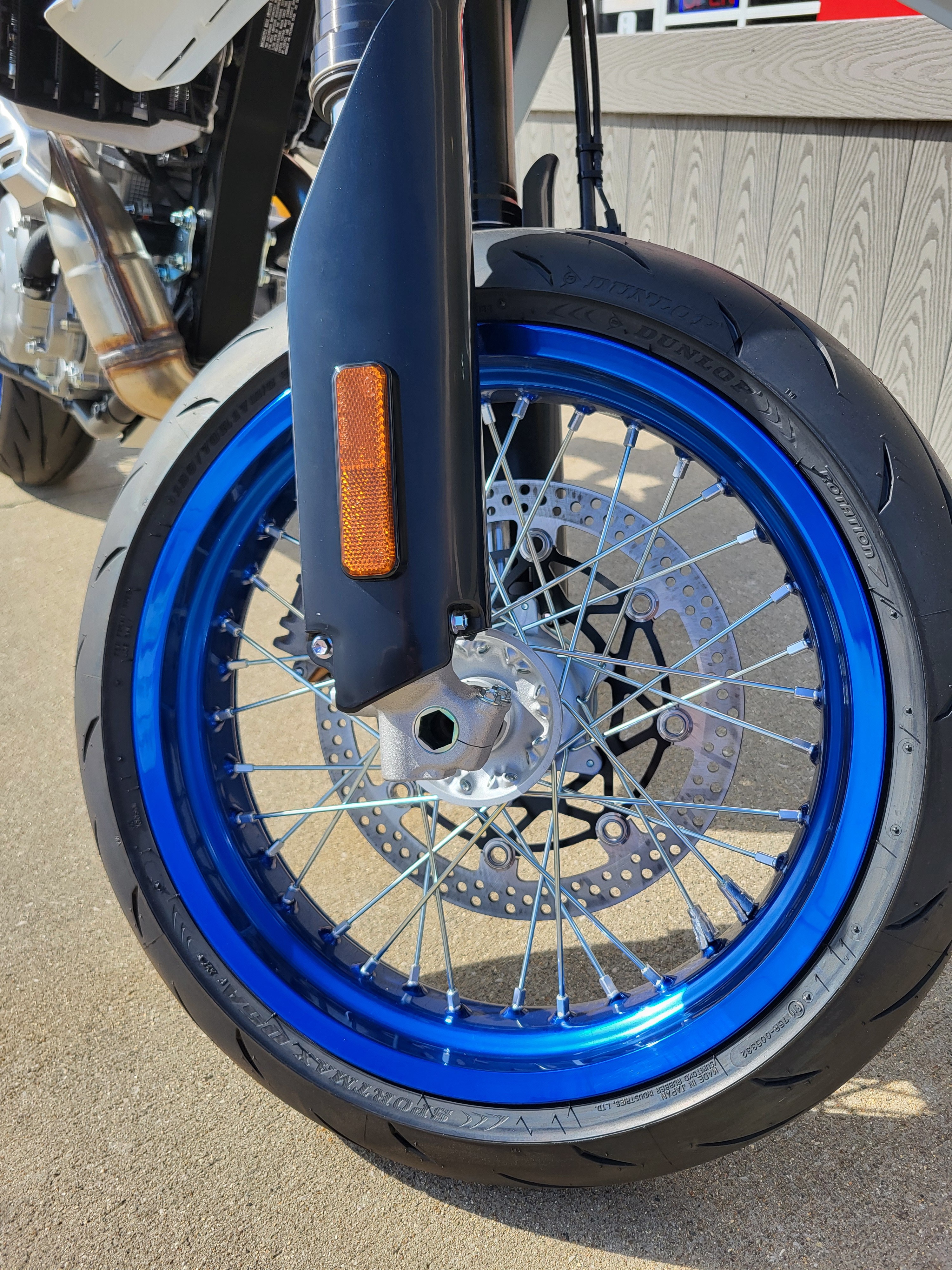 New 2025 Suzuki DR-Z4SM Solid Special White No. 2 | Motorcycles in