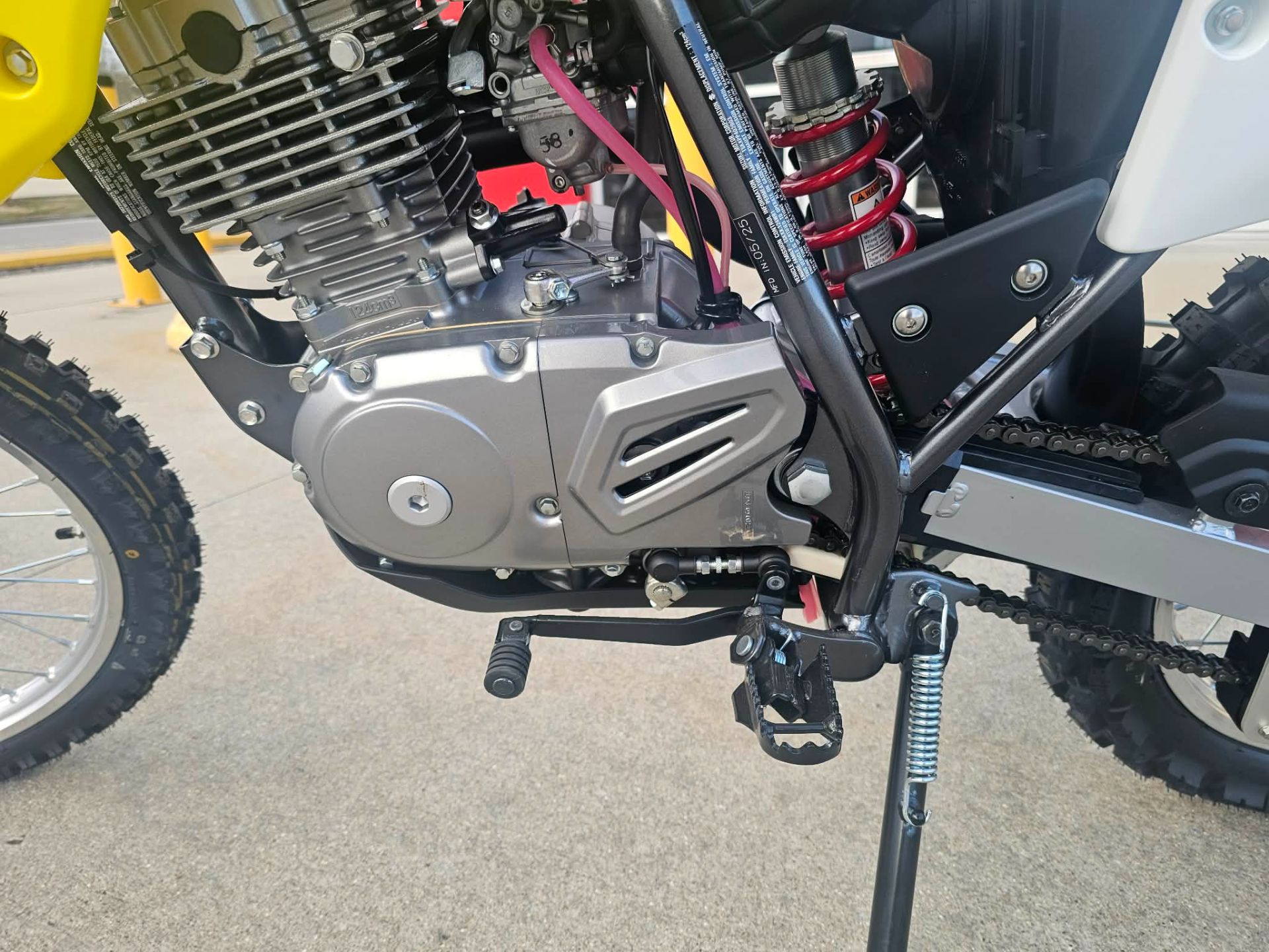 2026 Suzuki DR-Z125L 6