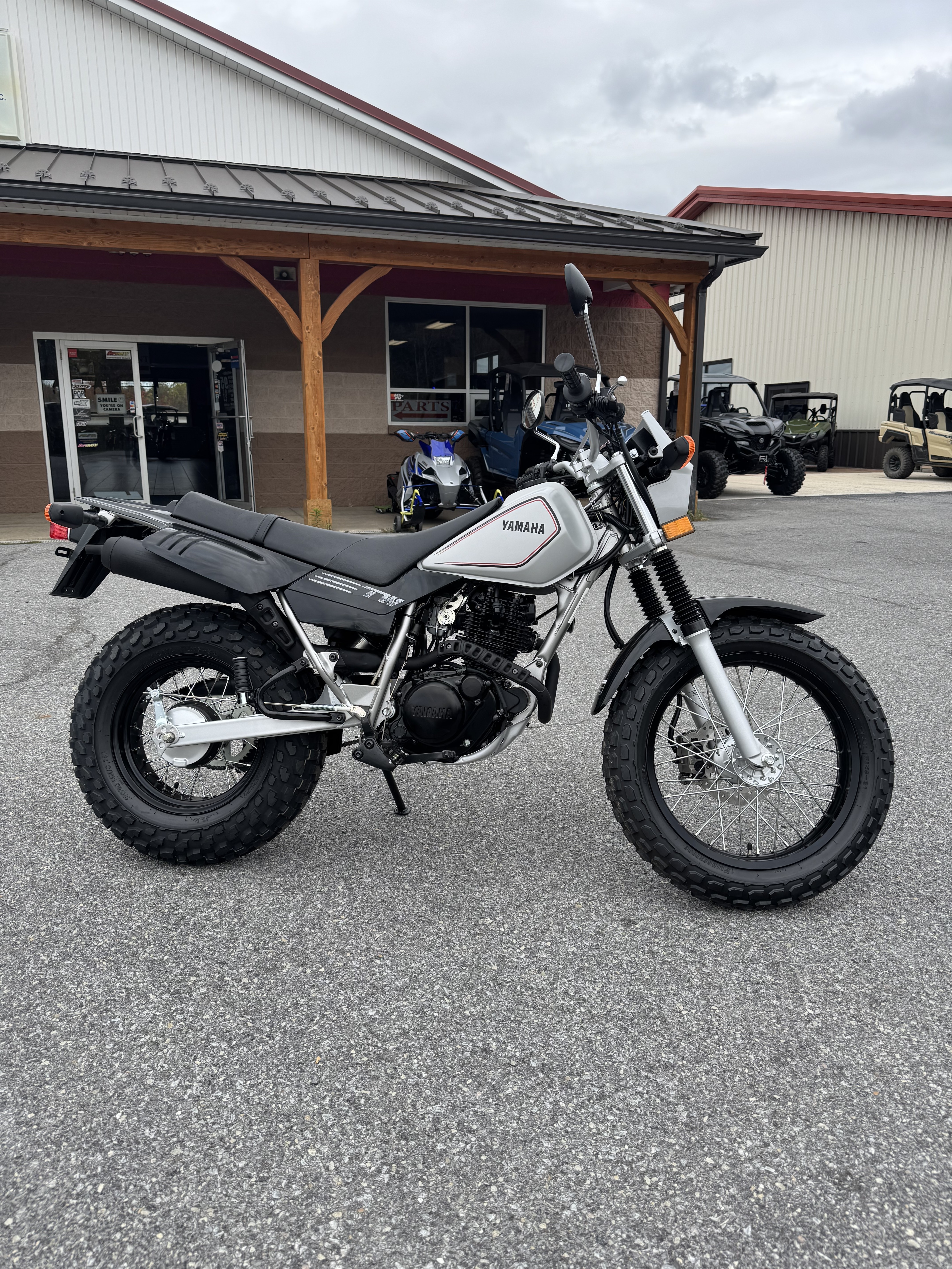 2024 Yamaha TW200, Ebensburg PA | New Motorcycles for Sale: Specs