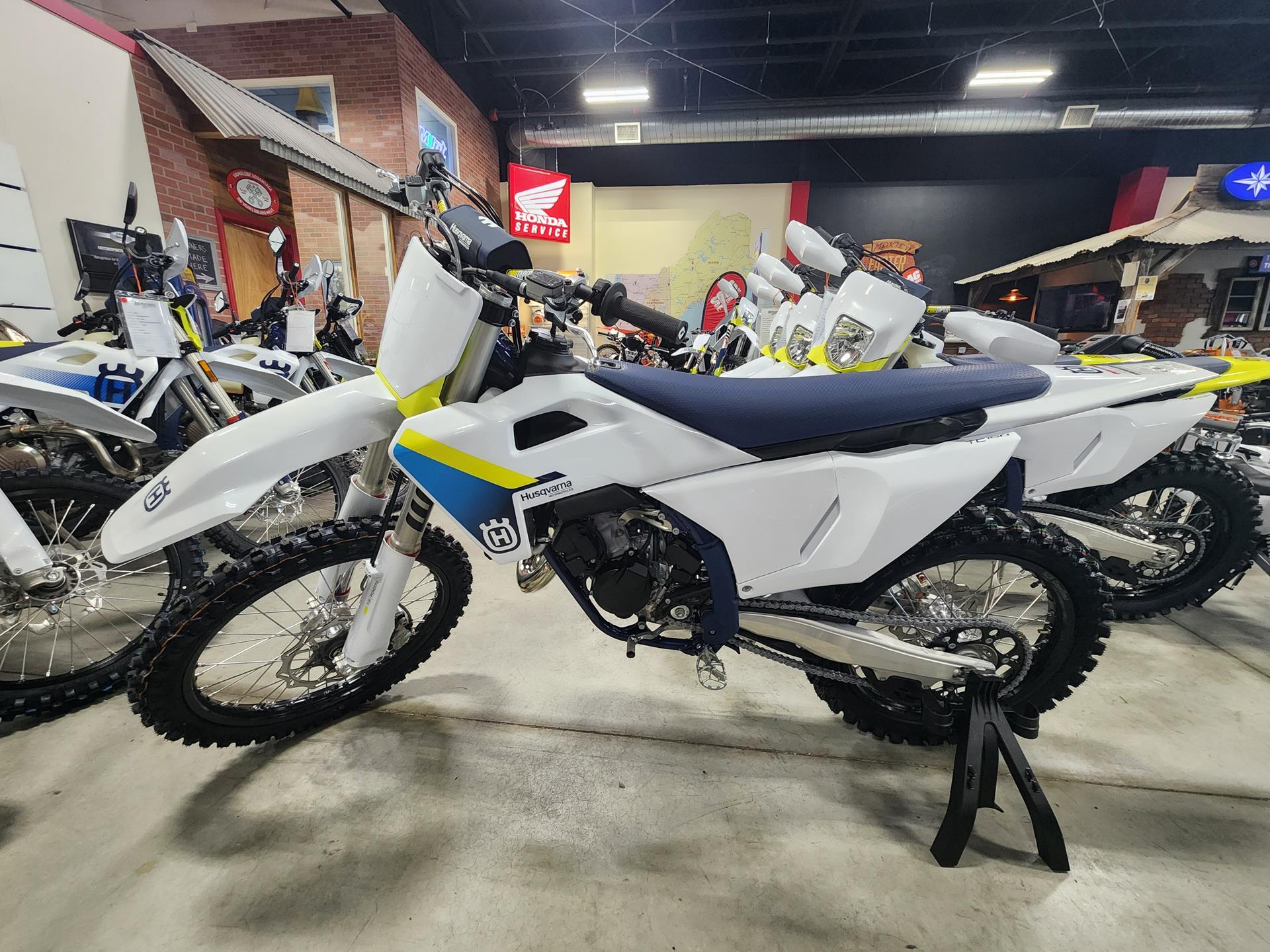 2025 Husqvarna TC 125 in Auburn, Massachusetts - Photo 4
