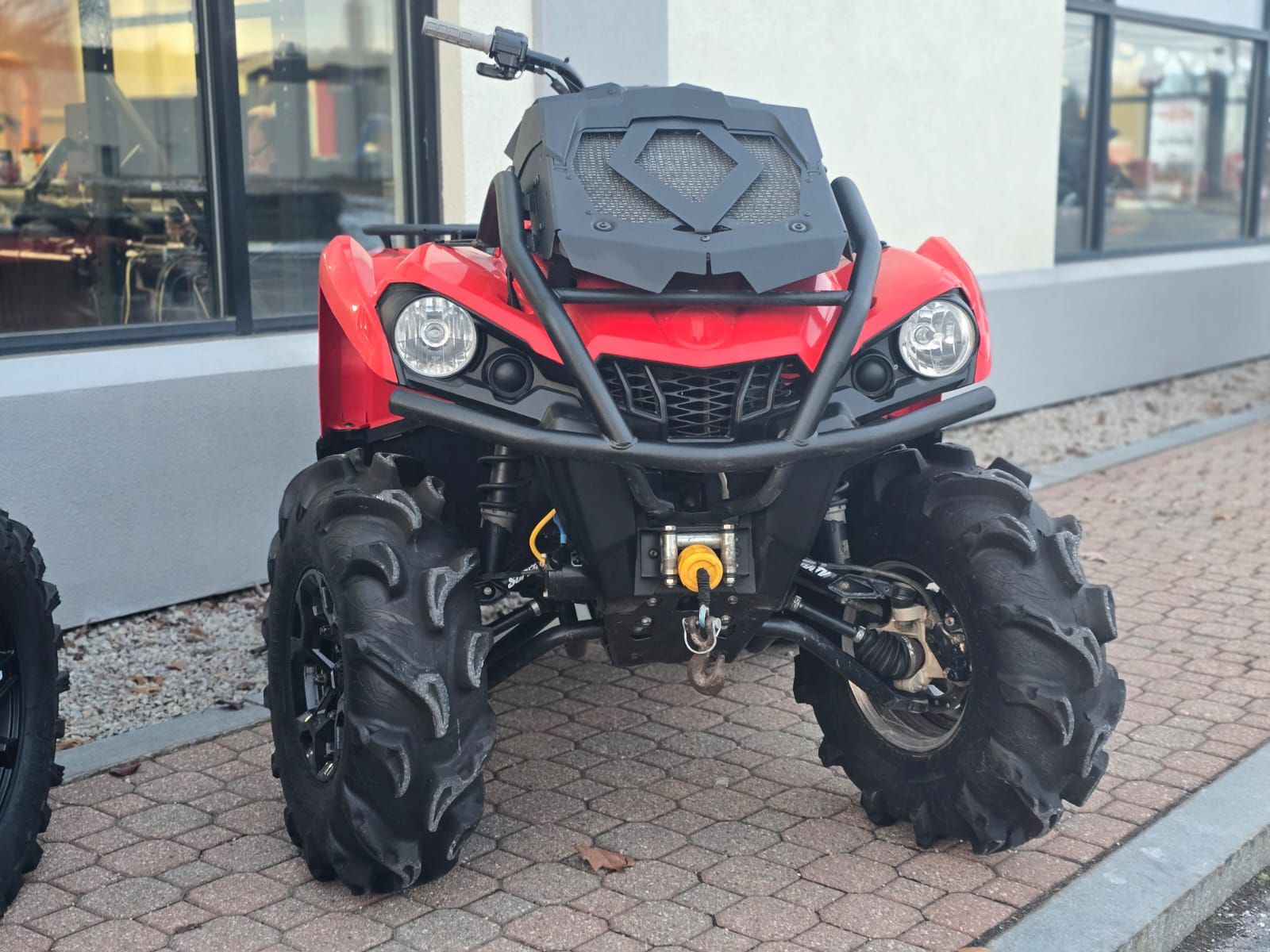 2022 Can-Am Outlander MR 570 in Auburn, Massachusetts - Photo 2