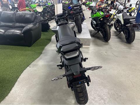 2024 Husqvarna Svartpilen 401 in Auburn, Massachusetts - Photo 7