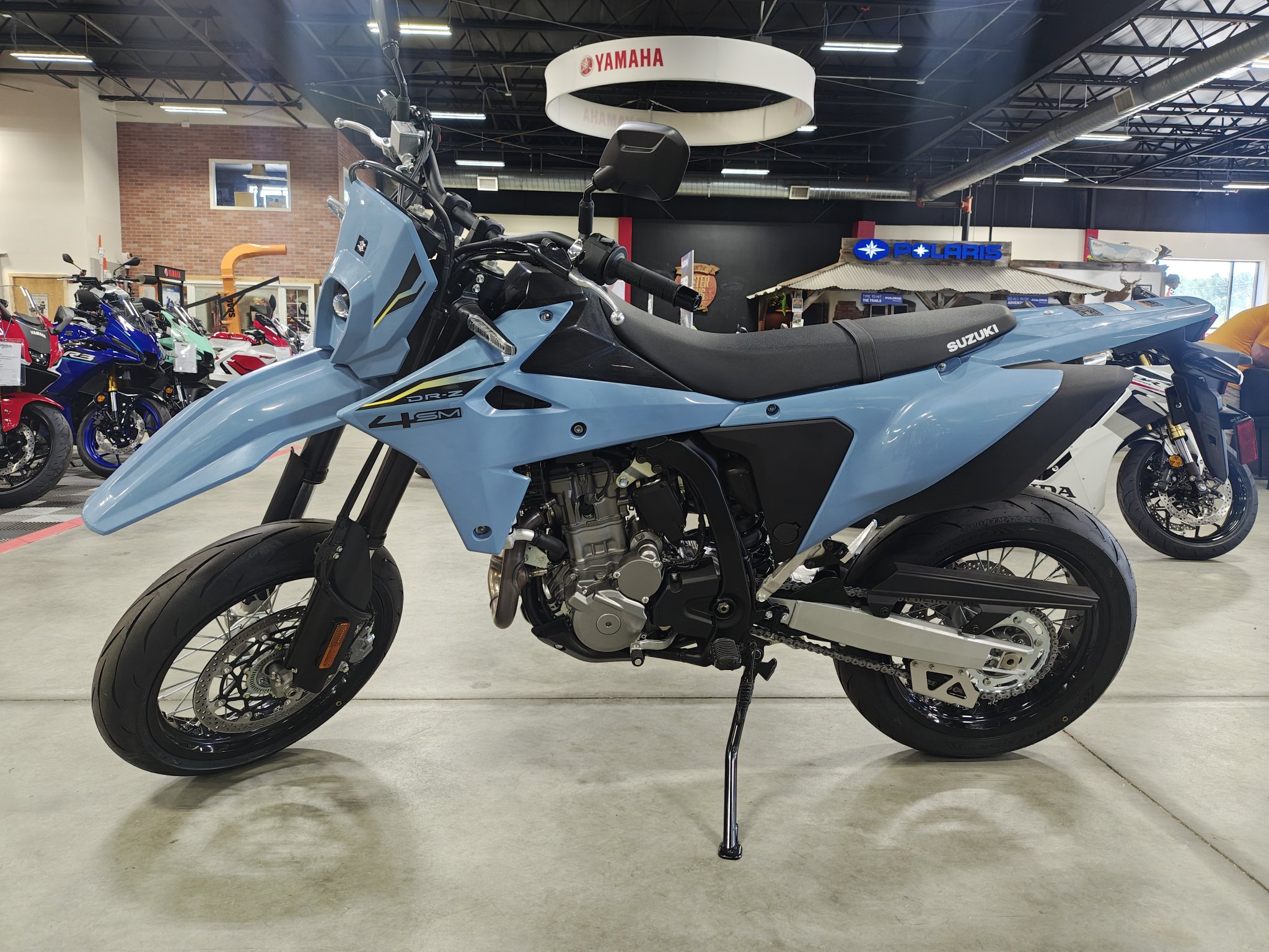 2025 Suzuki DR-Z4SM 3