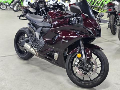 2024 Yamaha YZF-R7 in Auburn, Massachusetts - Photo 3
