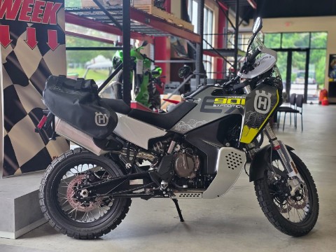 2025 Husqvarna Norden 901 Expedition