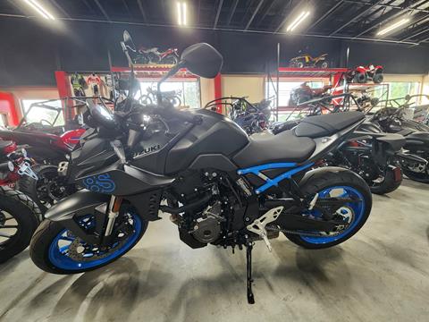 2024 Suzuki GSX-8S in Auburn, Massachusetts - Photo 3