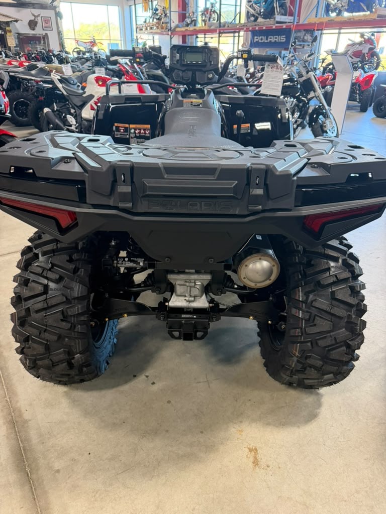 2027 Polaris Sportsman 600 Trail 6