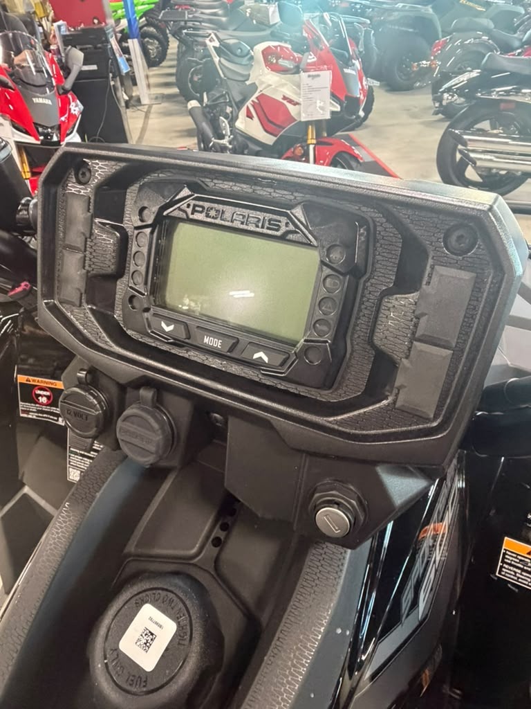 2027 Polaris Sportsman 600 Trail 10