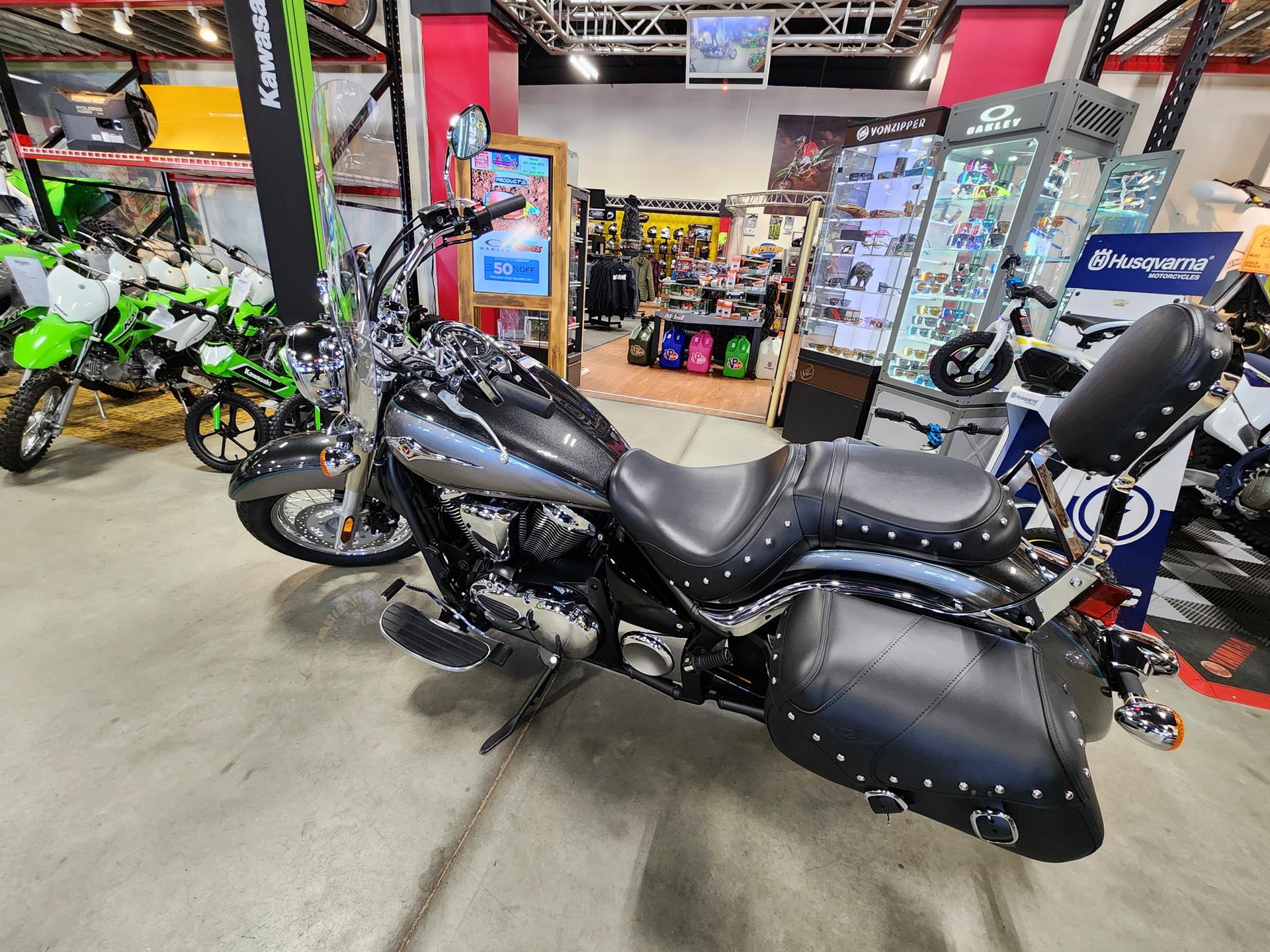 2024 Kawasaki Vulcan 900 Classic LT in Auburn, Massachusetts - Photo 5