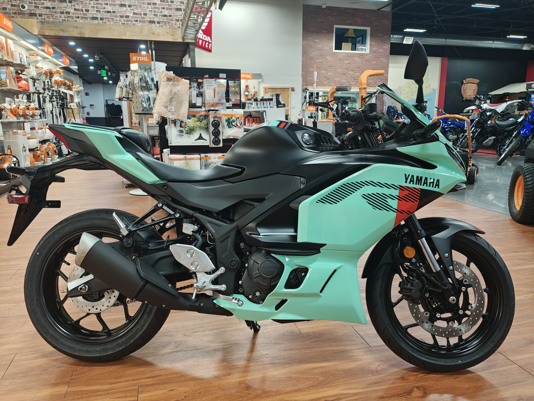 2026 Yamaha YZF-R3 6