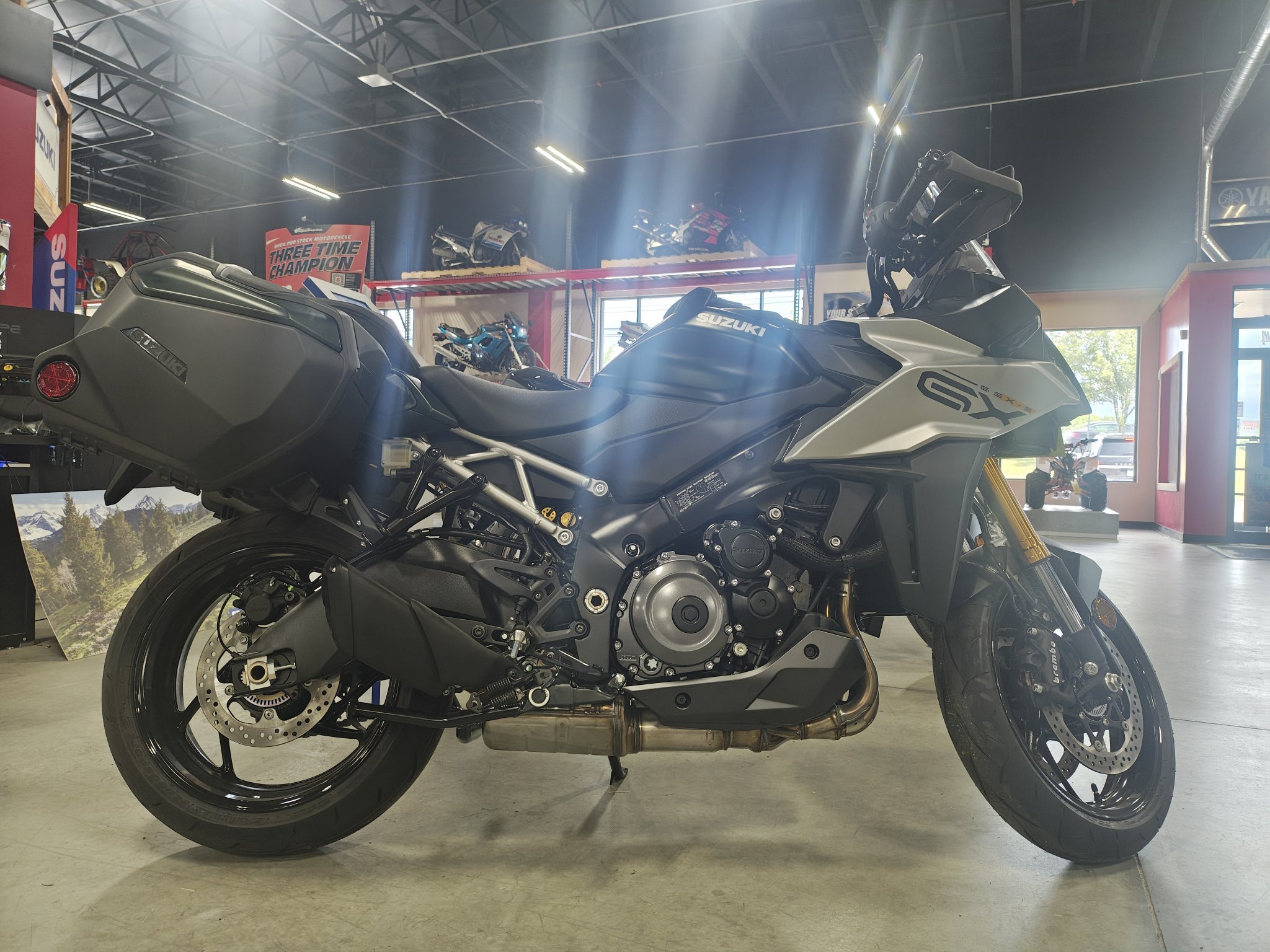 2024 Suzuki GSX-S1000GX+ 2