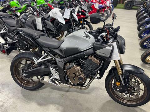 2025 Honda CB650R E-Clutch in Auburn, Massachusetts - Photo 1