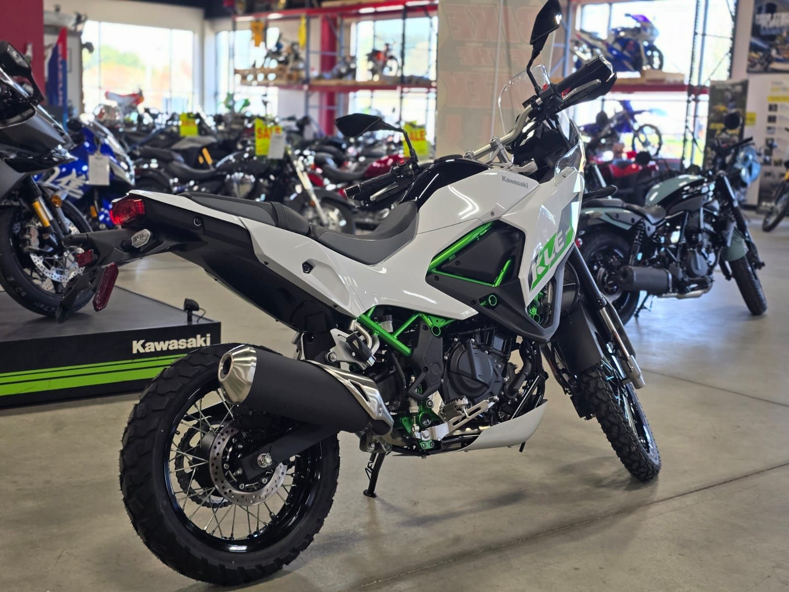 2026 Kawasaki KLE®500 SE ABS 3