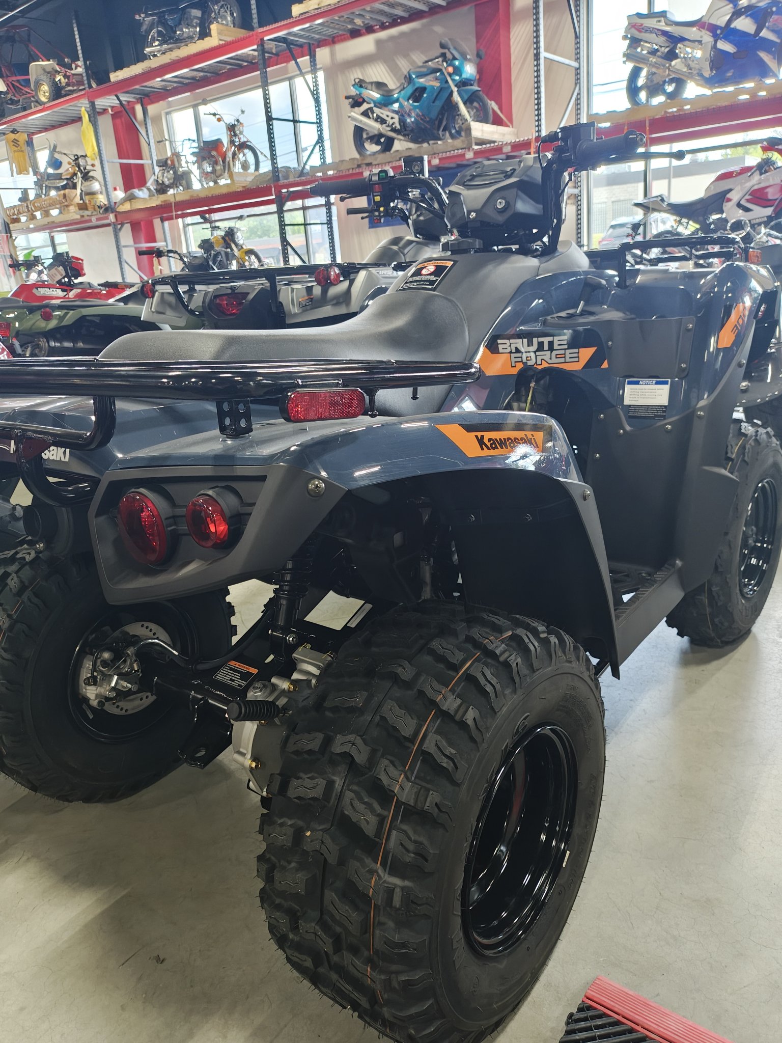 2026 Kawasaki Brute Force® 300 8