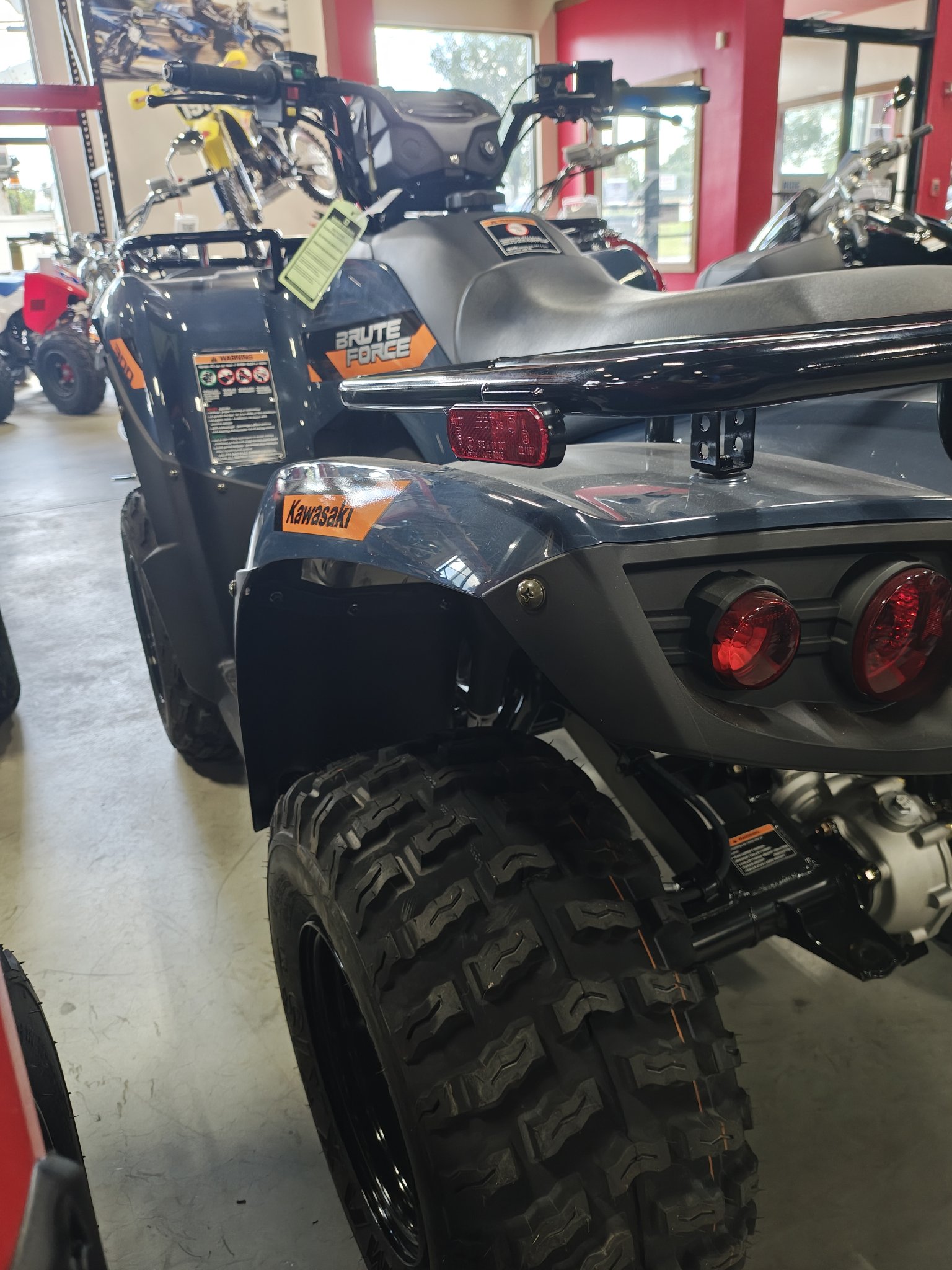 2026 Kawasaki Brute Force® 300 9