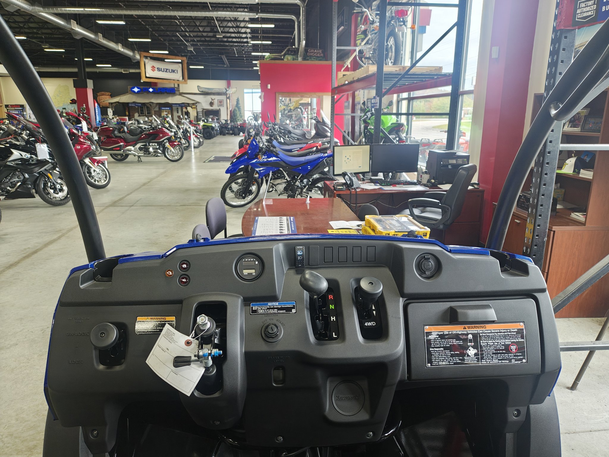 2027 Kawasaki MULE SX 4x4 XC 7