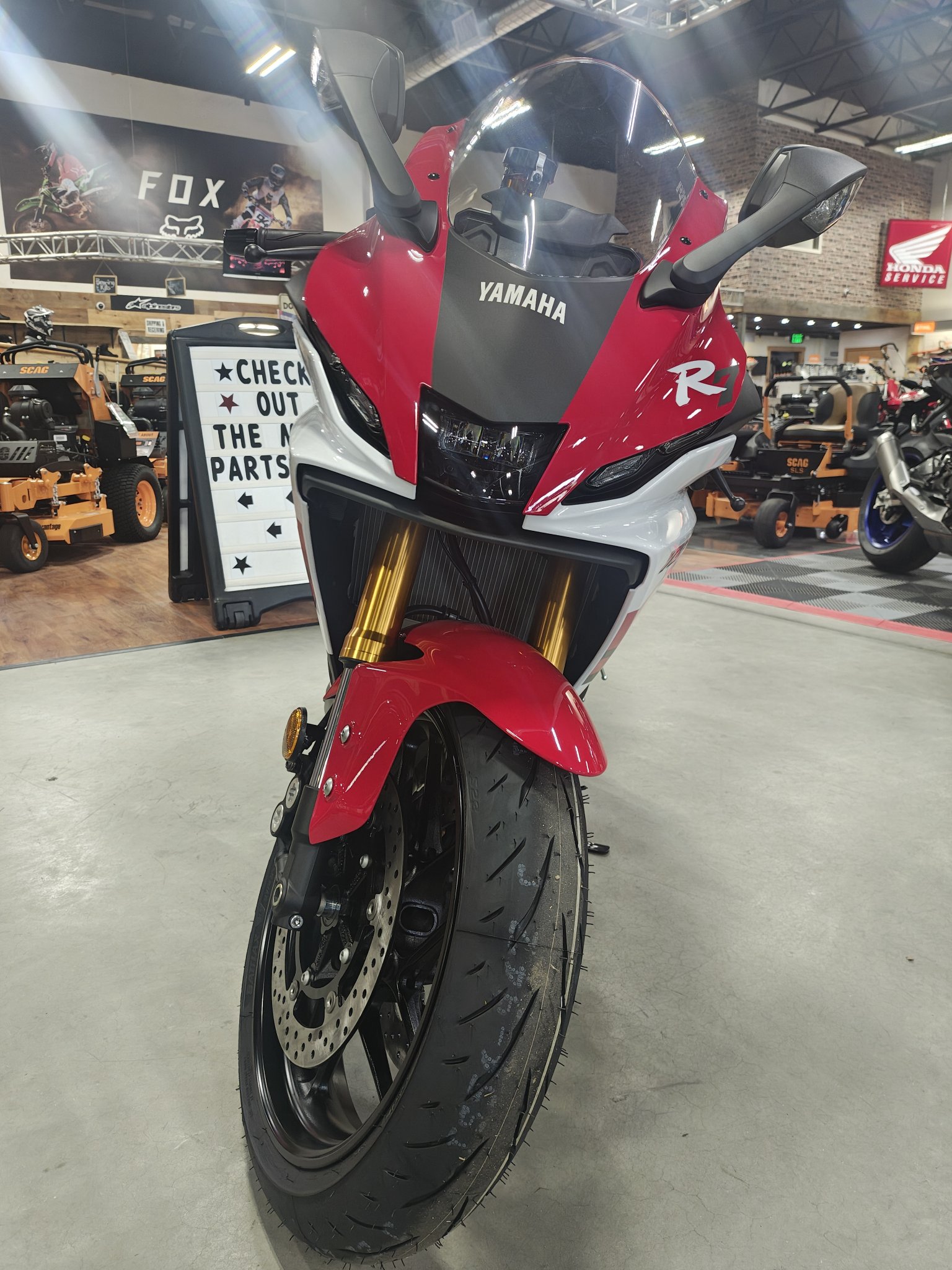 2026 Yamaha YZF-R7 2