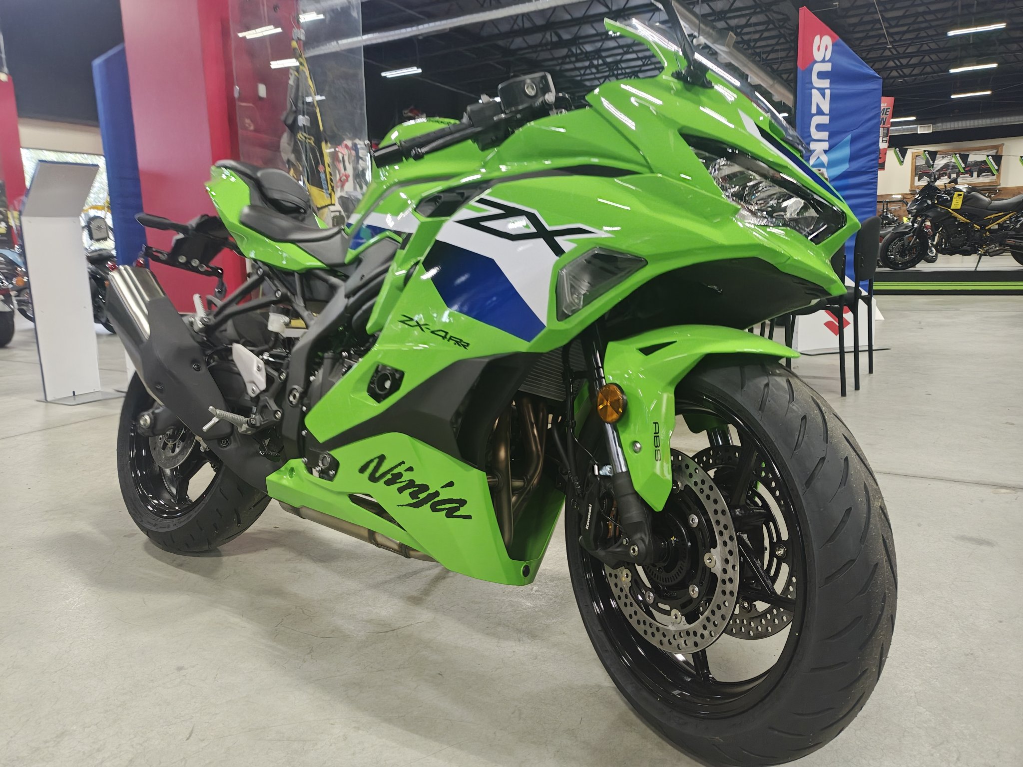 2026 Ninja® ZX-4RR ABS