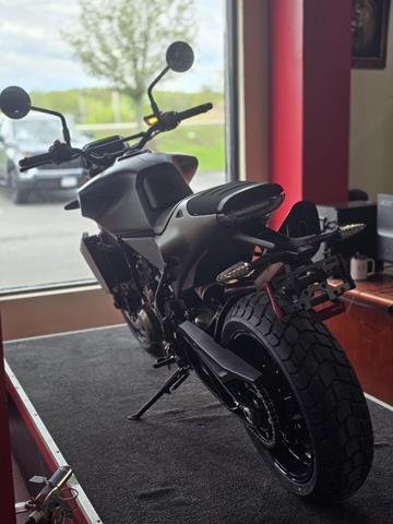 2025 Husqvarna Svartpilen 801 in Auburn, Massachusetts - Photo 3