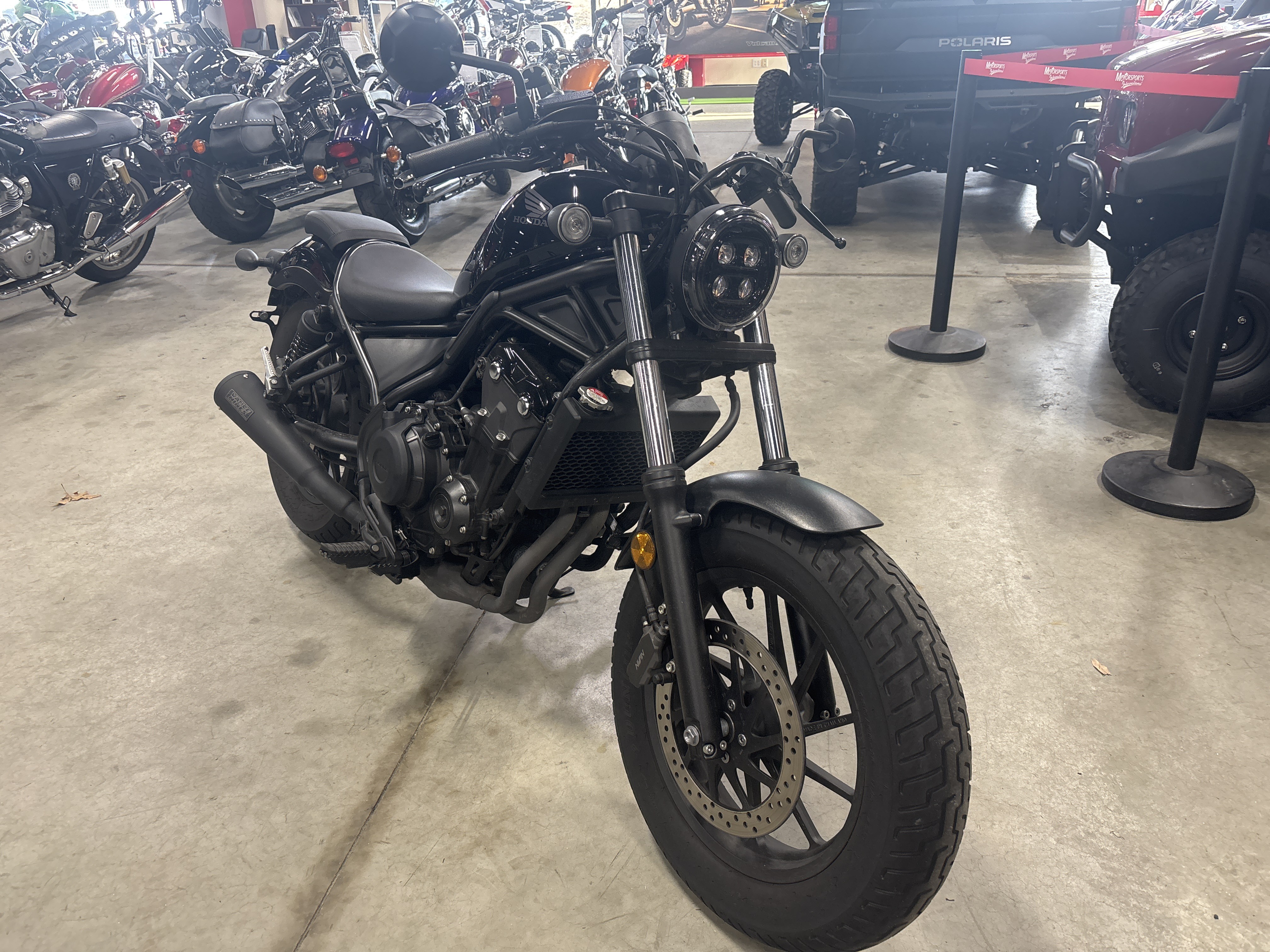 2020 Honda Rebel 500 in Auburn, Massachusetts - Photo 2